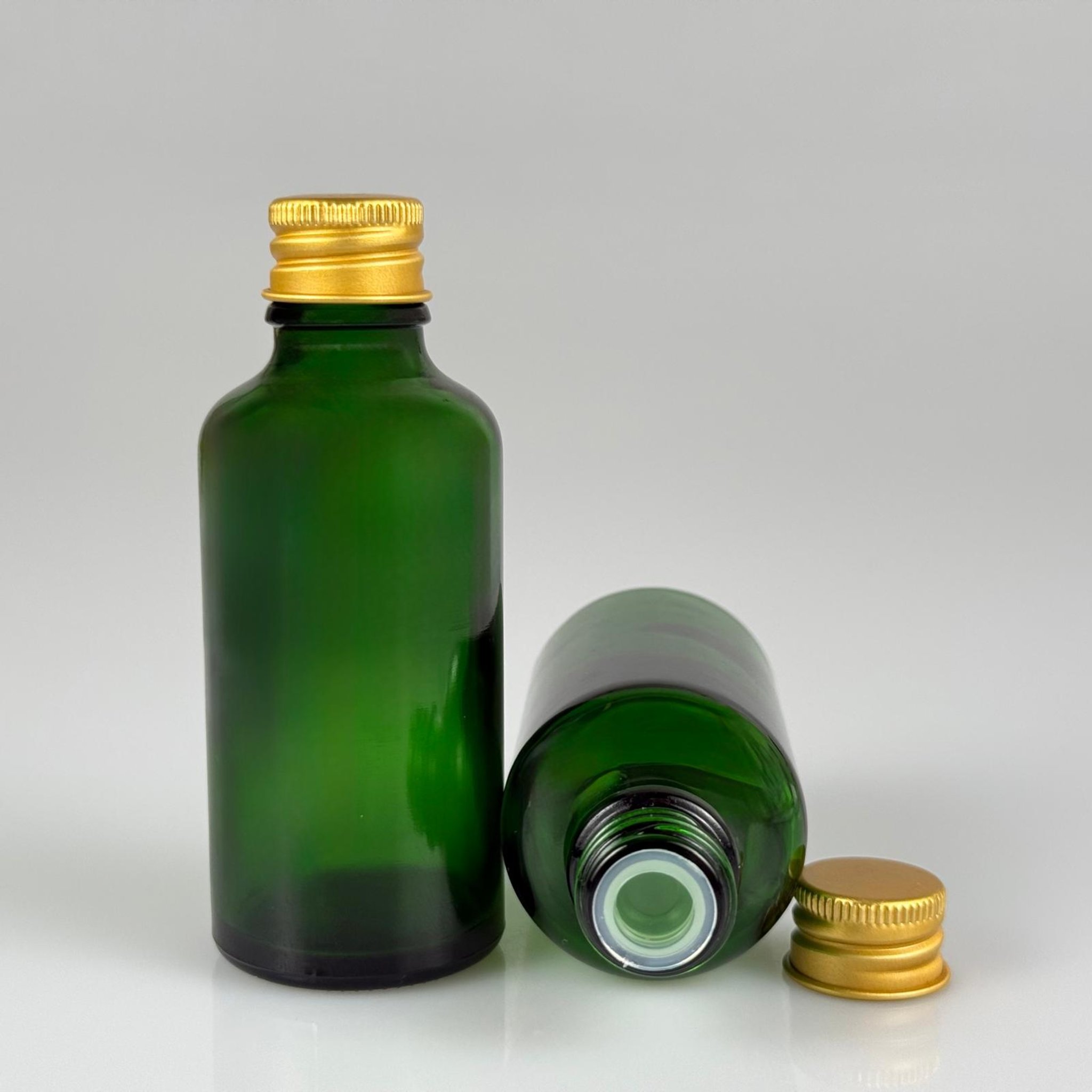 50 CC YEŞİL CAM ŞİŞE + KÖPÜK CONTALI GOLD ALÜMİNYUM METAL KAPAKLI + KÖR TIPALI TAKIM - 50 ML YEŞİL CAM ŞİŞE