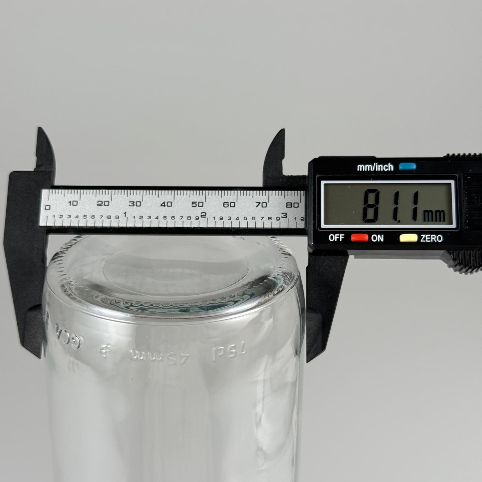 750 ML LÜKS CAM SU ŞİŞESİ - 750 CC BOŞ CAM SU ŞİŞELERİ - GÜMÜŞ ALÜMİNYUM METAL KAPAKLI (ELLE AÇILIP KAPANABİLİR) - RESTORAN, CAFE, OTEL VS İÇİN PREMİUM CAM ŞİŞE