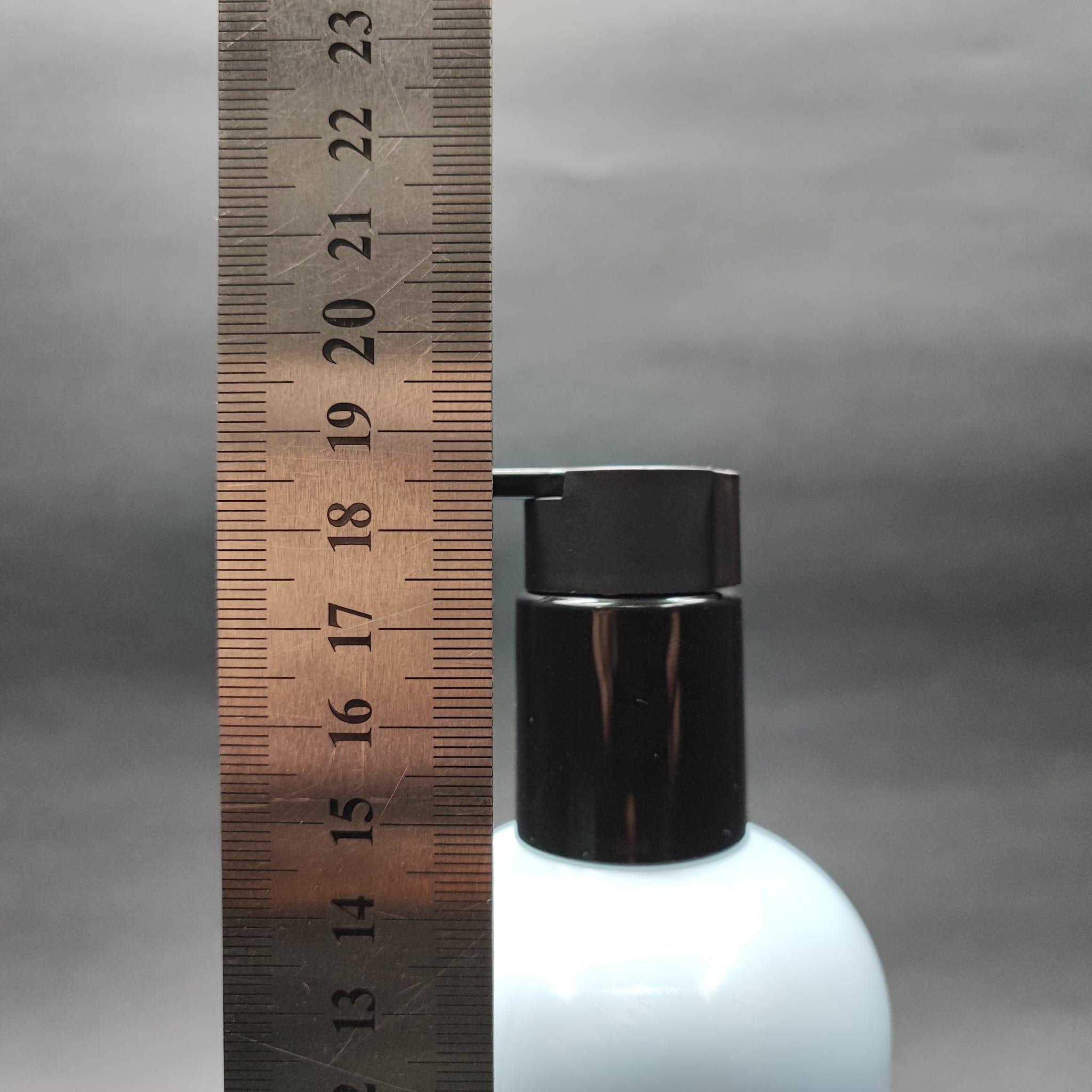 400 CC OVAL BOYUNLU SİLİNDİR PET ŞİŞE (30 GR) - SİYAH XAVİER LOSYON POMPALI - 400 ML PLASTİK ŞİŞE - BEBEK MAVİSİ