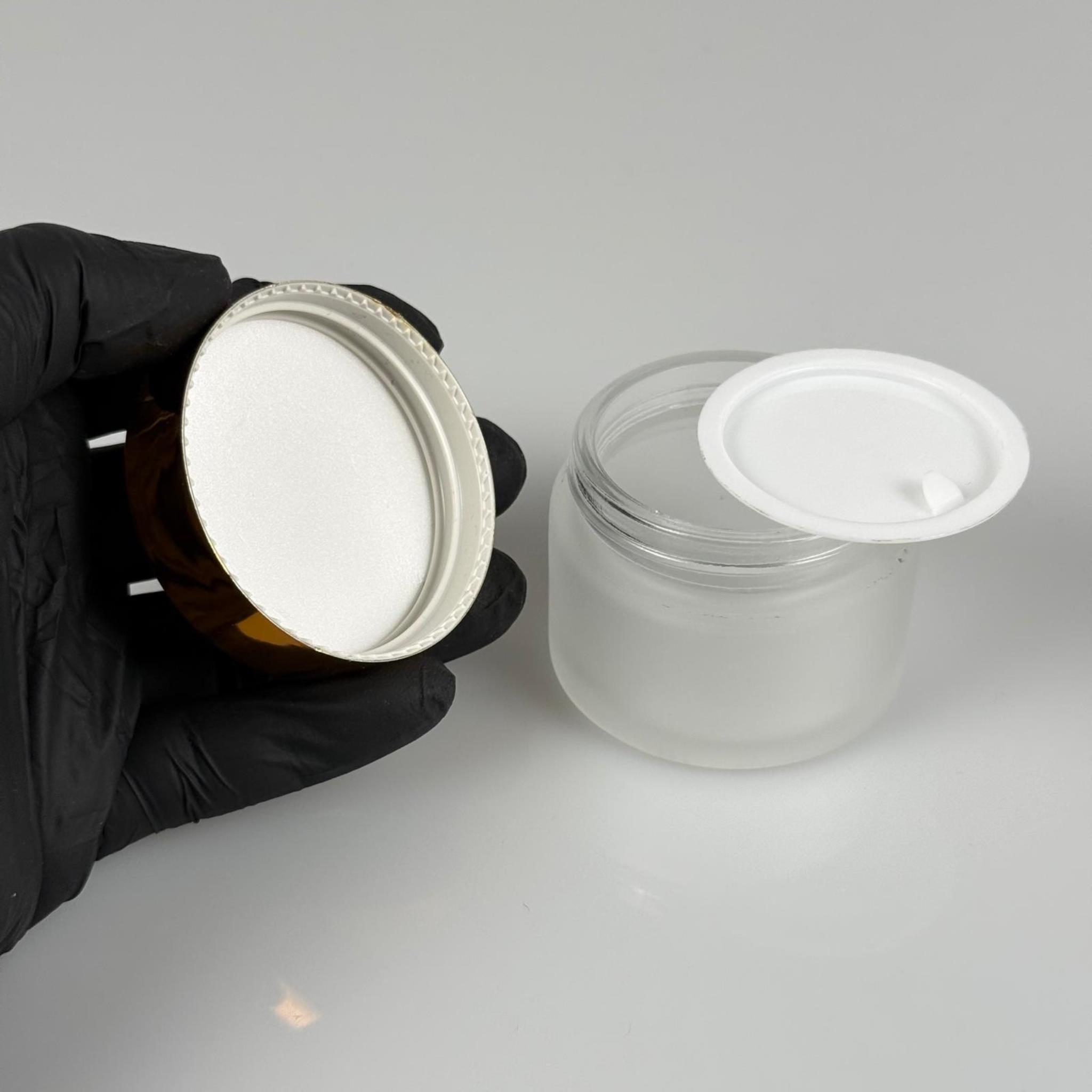 50 CC BUZLU CAM KREM KAVANOZU + GOLD KAPAK + İÇ TIPA - 50 ML Kozmetik ve Bakım Ürünleri İçin Cam Kavanozları