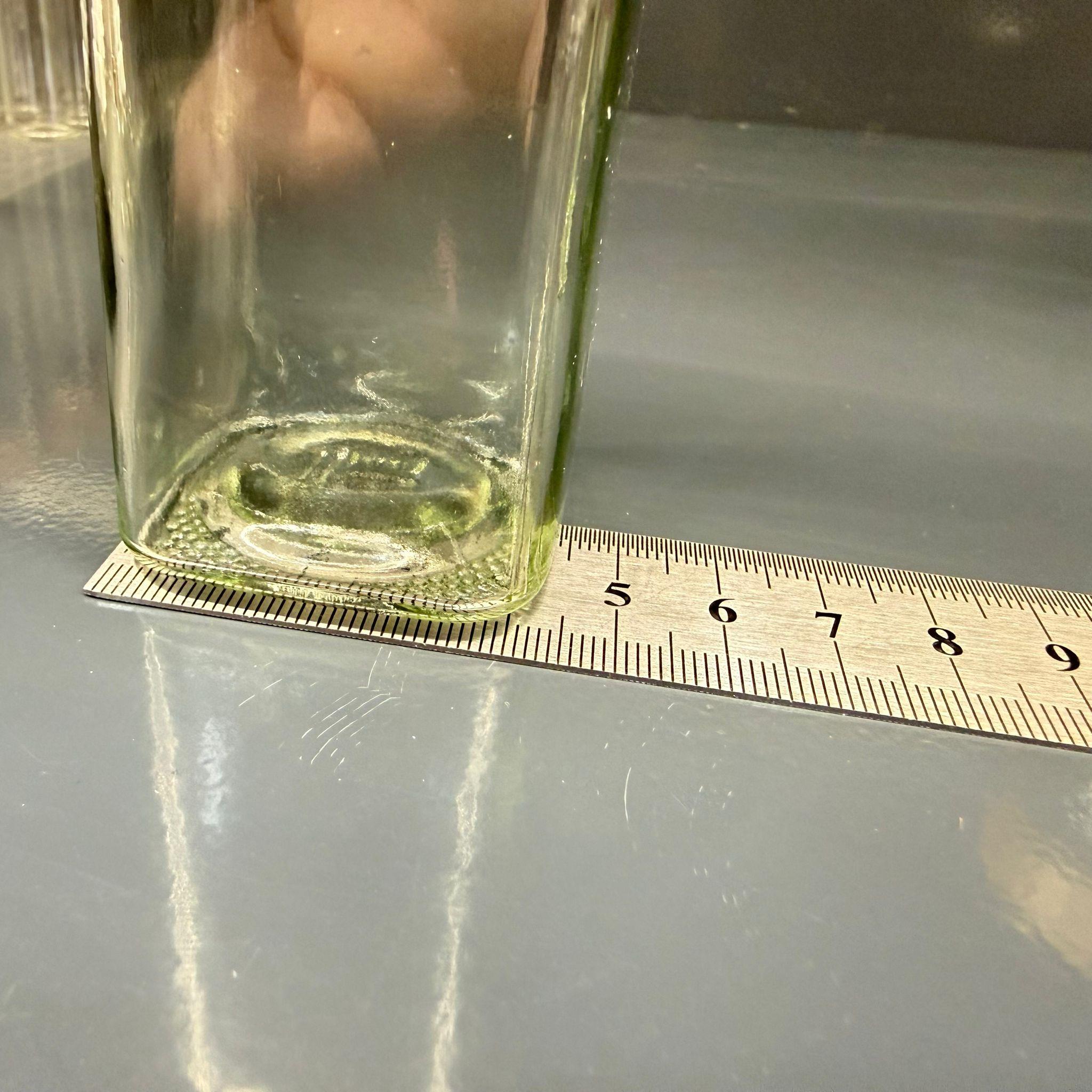 120 CC KARE BAHARAT KAVANOZU + BAMBU AHŞAP KAPAK + İÇ TIPA TAKIM - 120 ML KÖŞELİ PUL BİBER, KEKİK VS İÇİN DÜZENLEYİCİ CAM KAVANOZLARI