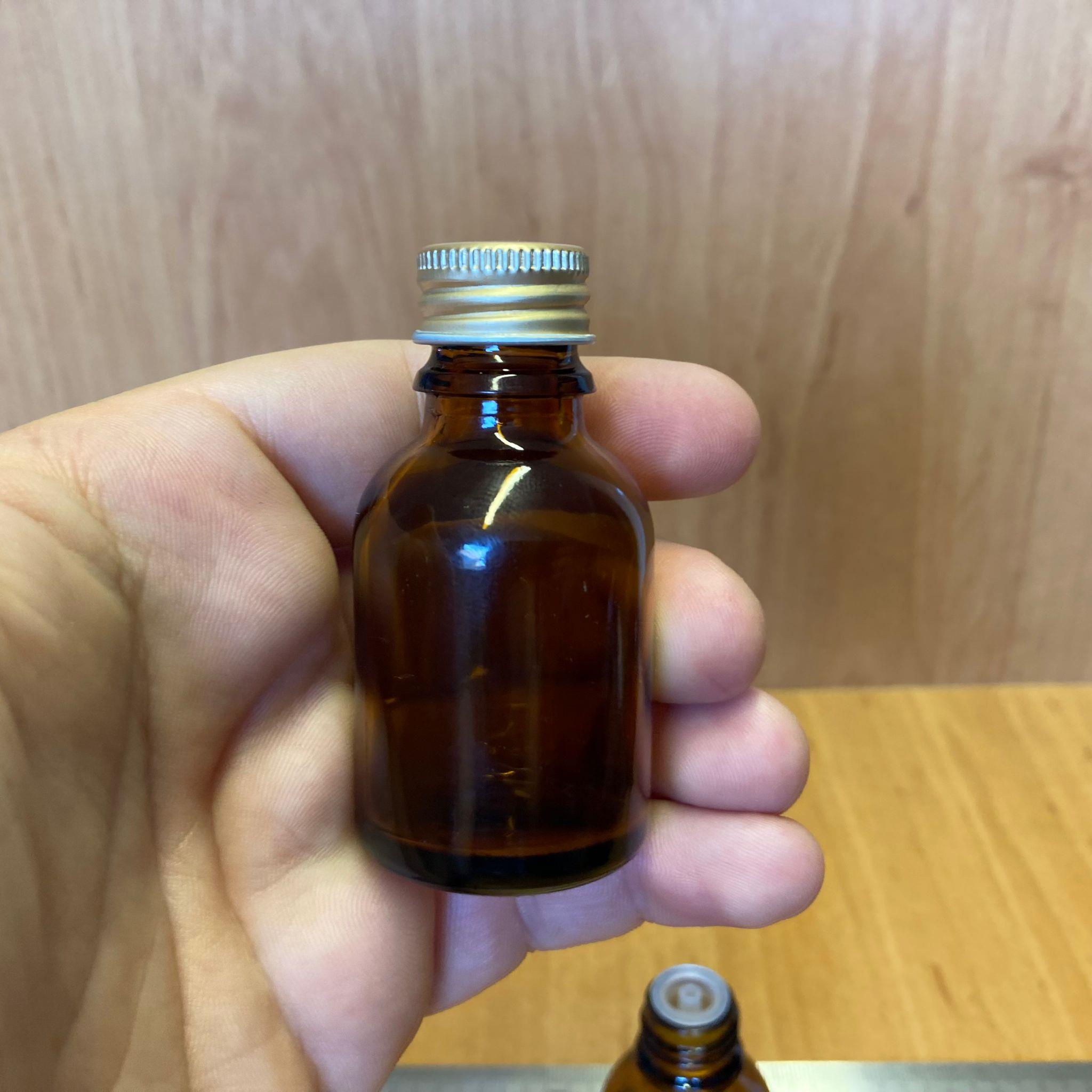 25 CC AMBER İÇTEN DAMLALIKLI - GOLD METAL KAPAKLI CAM ŞİŞE - 25 ML KOLONYA TIPALI CAM ŞİŞE