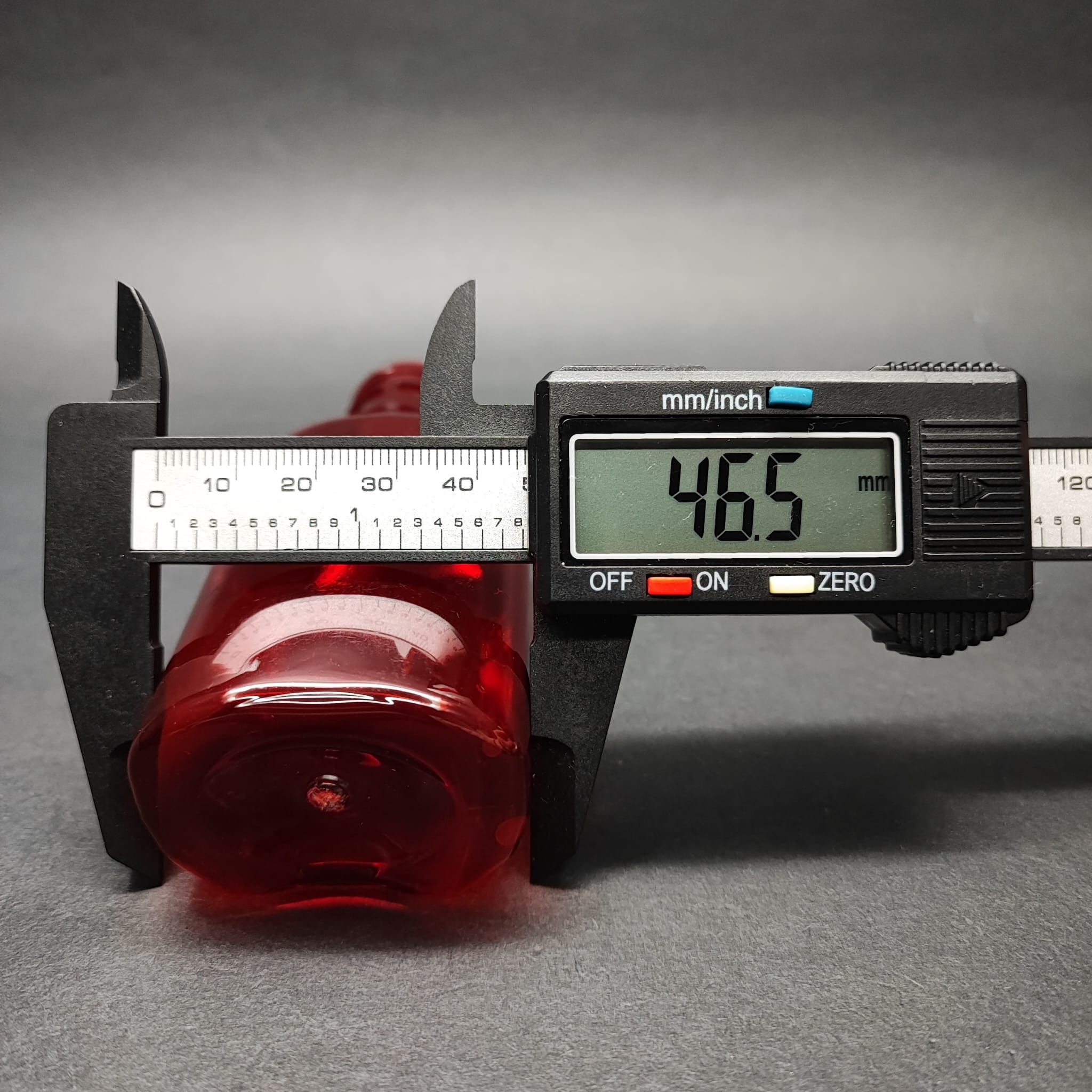 80 CC ÖLÇEKLİ PET ŞİŞE - BEYAZ ÇOCUK KİLİTLİ KAPAKLI - 80 ML VE OZ ÖLÇÜLÜ KIRMIZI PET ŞİŞE