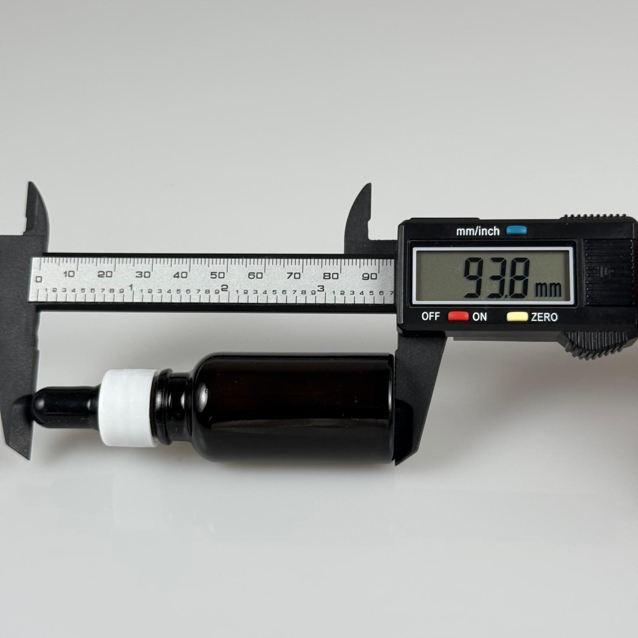 20 CC ÜST KALİTE AMBER CAM DAMLALIKLI ŞİŞE - SİYAH EMZİK + BEYAZ DÜZ KAPAK + CAM PİPET TAKIM - 20 ML ÜST KALİTE KAHVERENGİ DAMLALIKLI ŞİŞE SETİ
