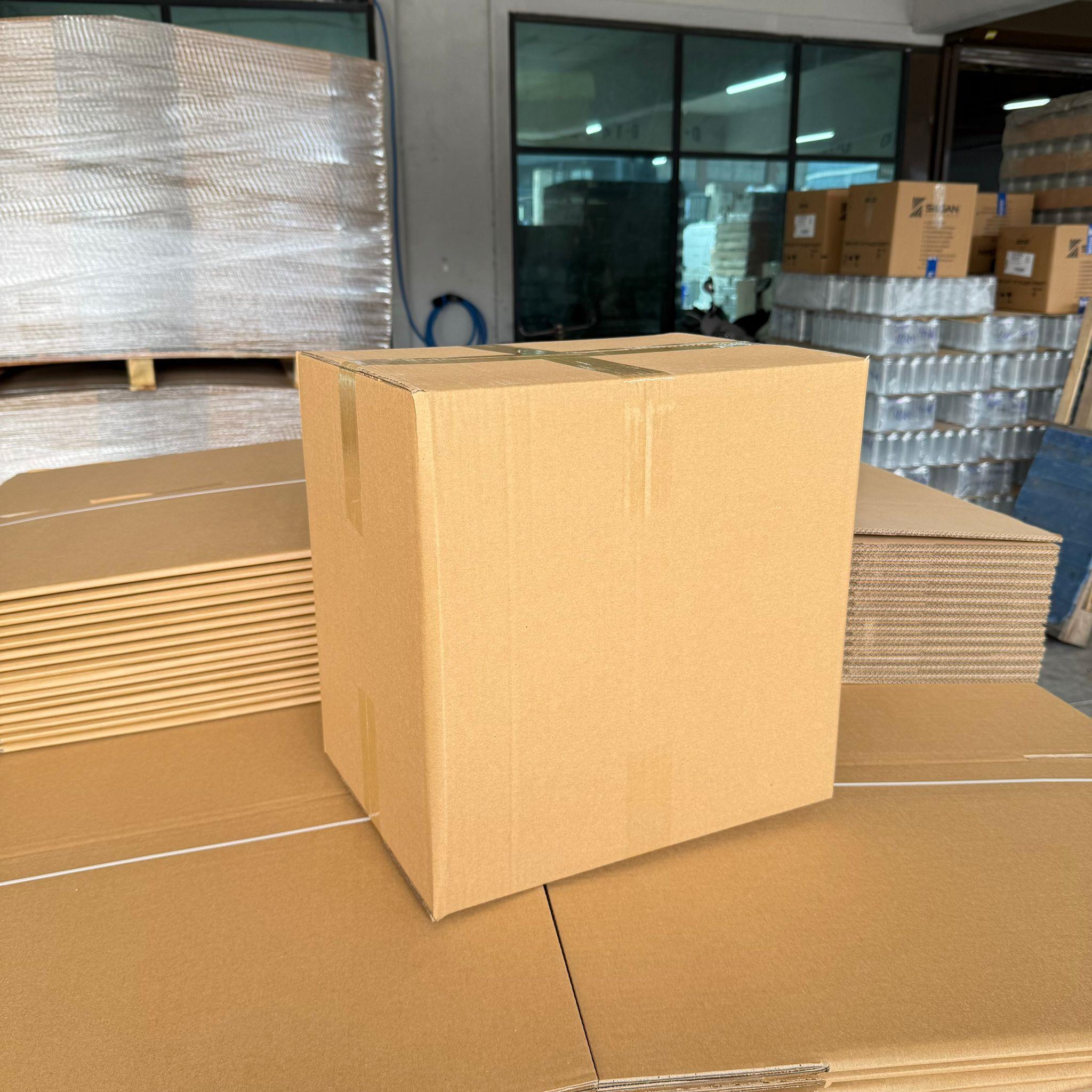 40*30 CM 40 CM YÜKSEKLİK KARTON KUTU - ÇİFT OLUKLU KALIN MUKAVEMETLİ, HİÇ KULLANILMAMIŞ - BOŞ KARTON KUTU - BOŞ KOLİ - KARTON KOLİ - TAŞINMAK İÇİN KOLİ -  BURSA DEPOMUZDAN ALABİLİRSİNİZ