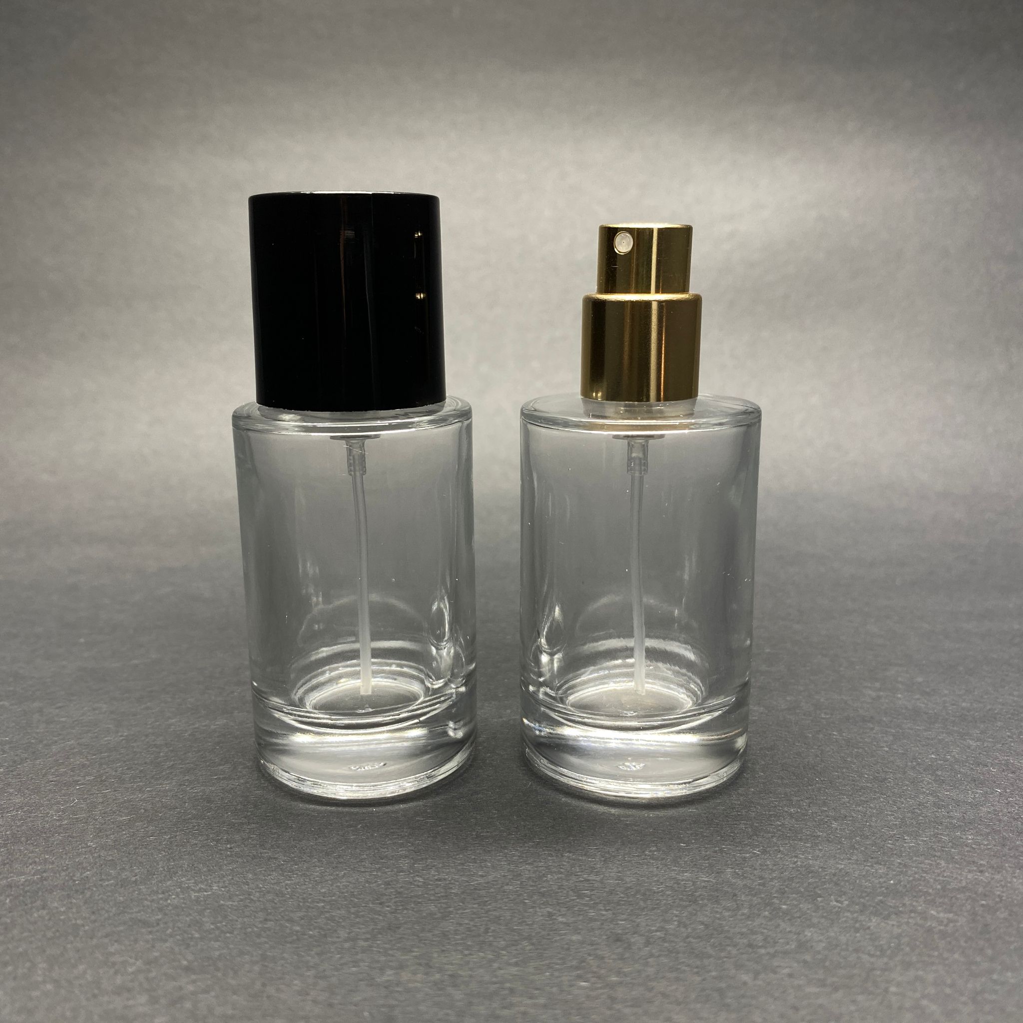 30 ML SİLİNDİR MODEL SAVAGE PARFÜM ŞİŞESİ - GOLD METAL SPREYLİ + SİYAH KAPAKLI (AĞIZ 15 MM GEÇME KOLAY KAPAMA)