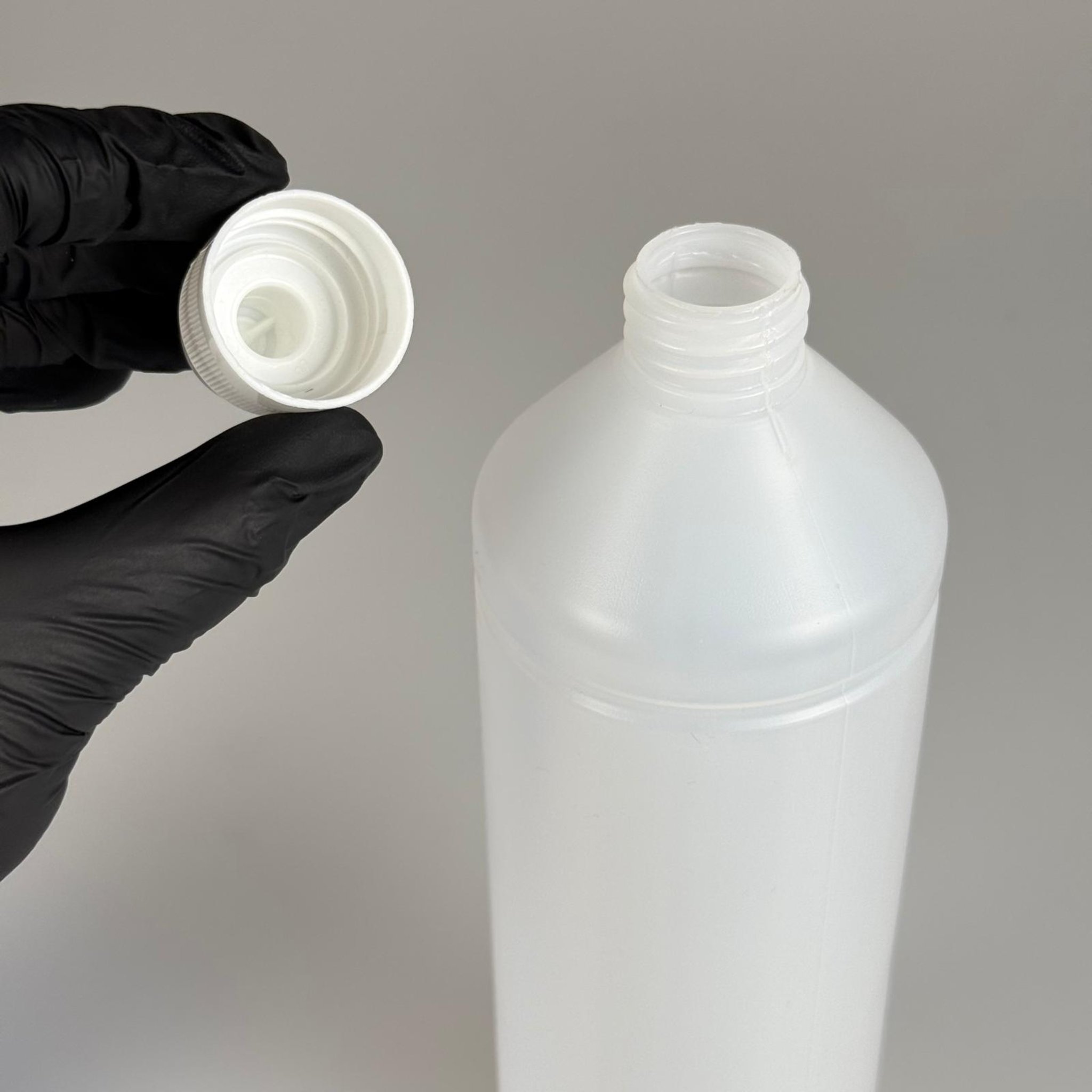 1 LİTRE TİNER ŞİŞESİ - BEYAZ PSUH-PULL KAPAKLI - 1000 ML KİMYASALA DAYANIKLI PLASTİK ŞİŞE - 1 LT POLİETİLEN ŞİŞE UZUN