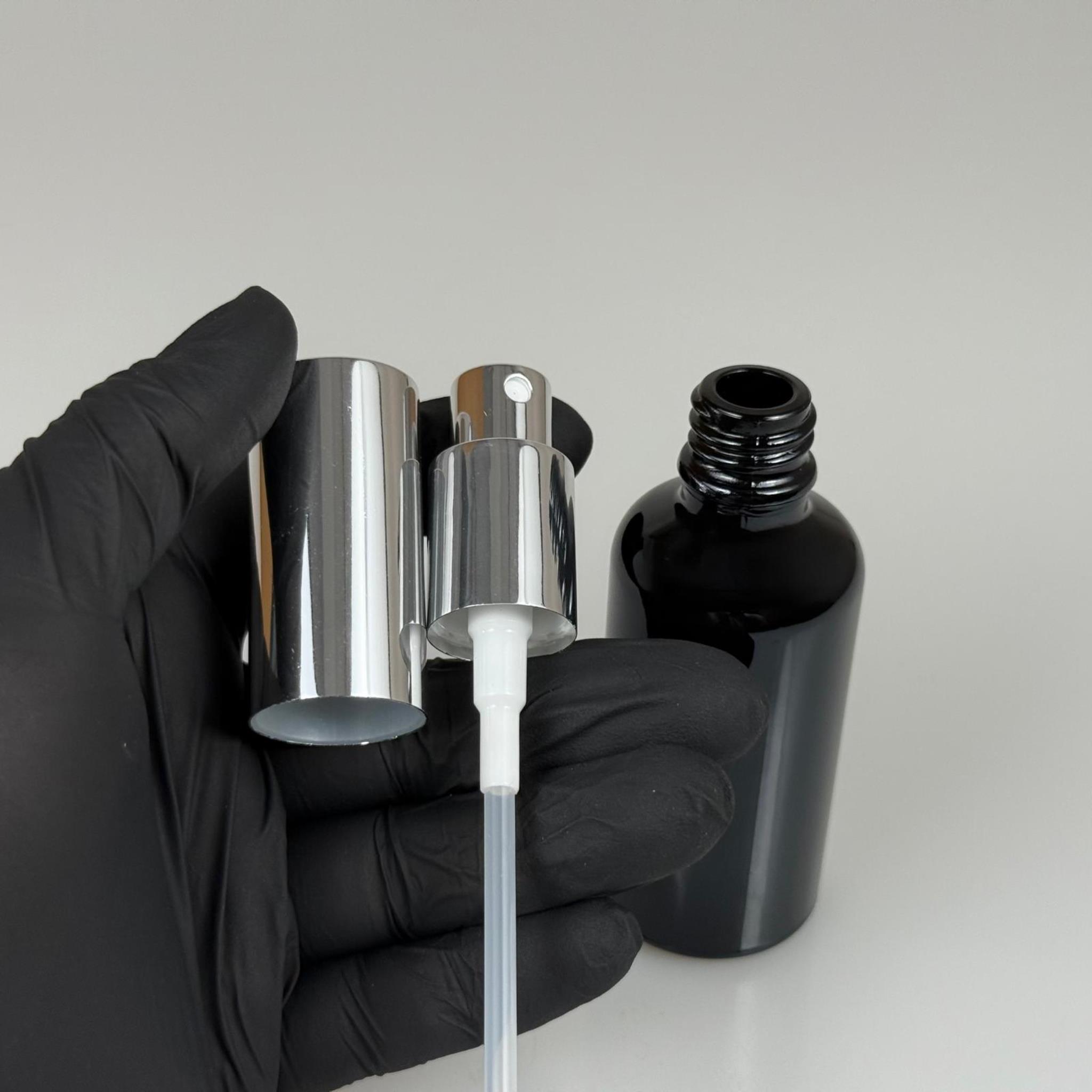 50 ML LÜKS VİDALI VALF ÇEVİRME PARFÜM ŞİŞELERİ - 50 CC SİYAH CAM ŞİŞE - GÜMÜŞ METAL SPREYLİ KAPAKLI SET
