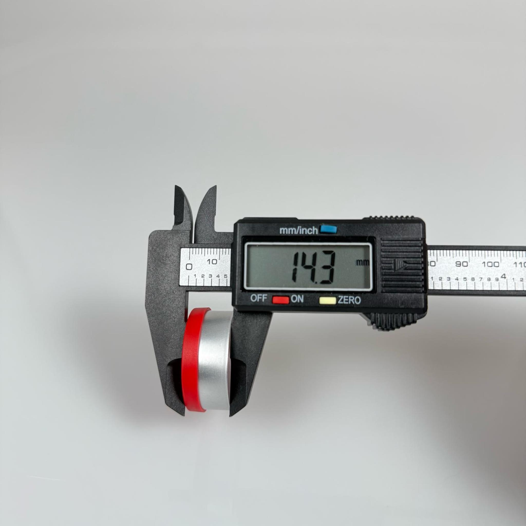 32 MM FLAKON FLİP-OFF ÜSTÜ PLASTİK ALÜMİNYUM KAPAK KIRMIZI
