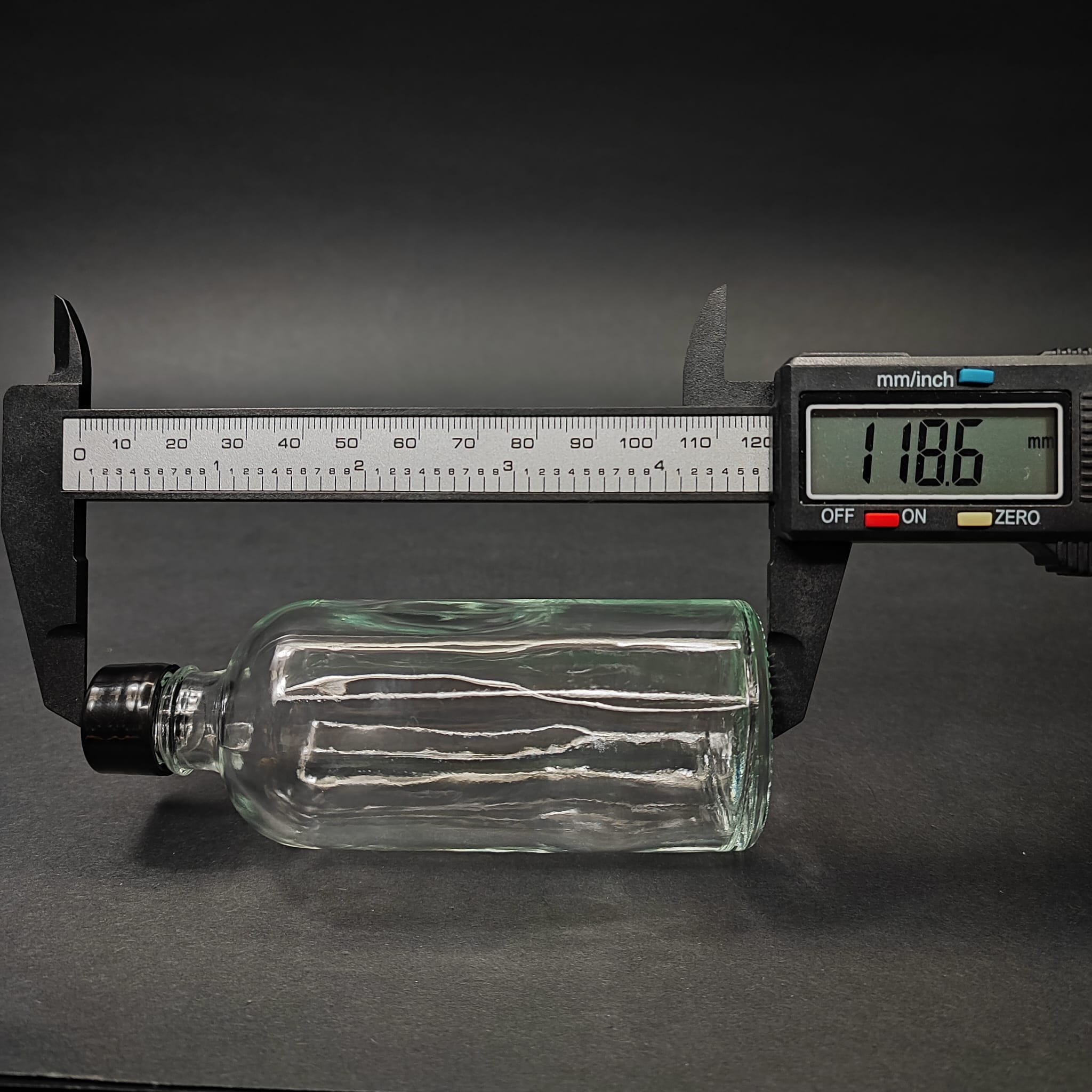 100 CC ŞEFFAF CAM ŞİŞE + KENDİNDEN CONTALI SIZDIRMAZ SİYAH KAPAK - 100 ML KAPAKLI CAM ŞİŞE