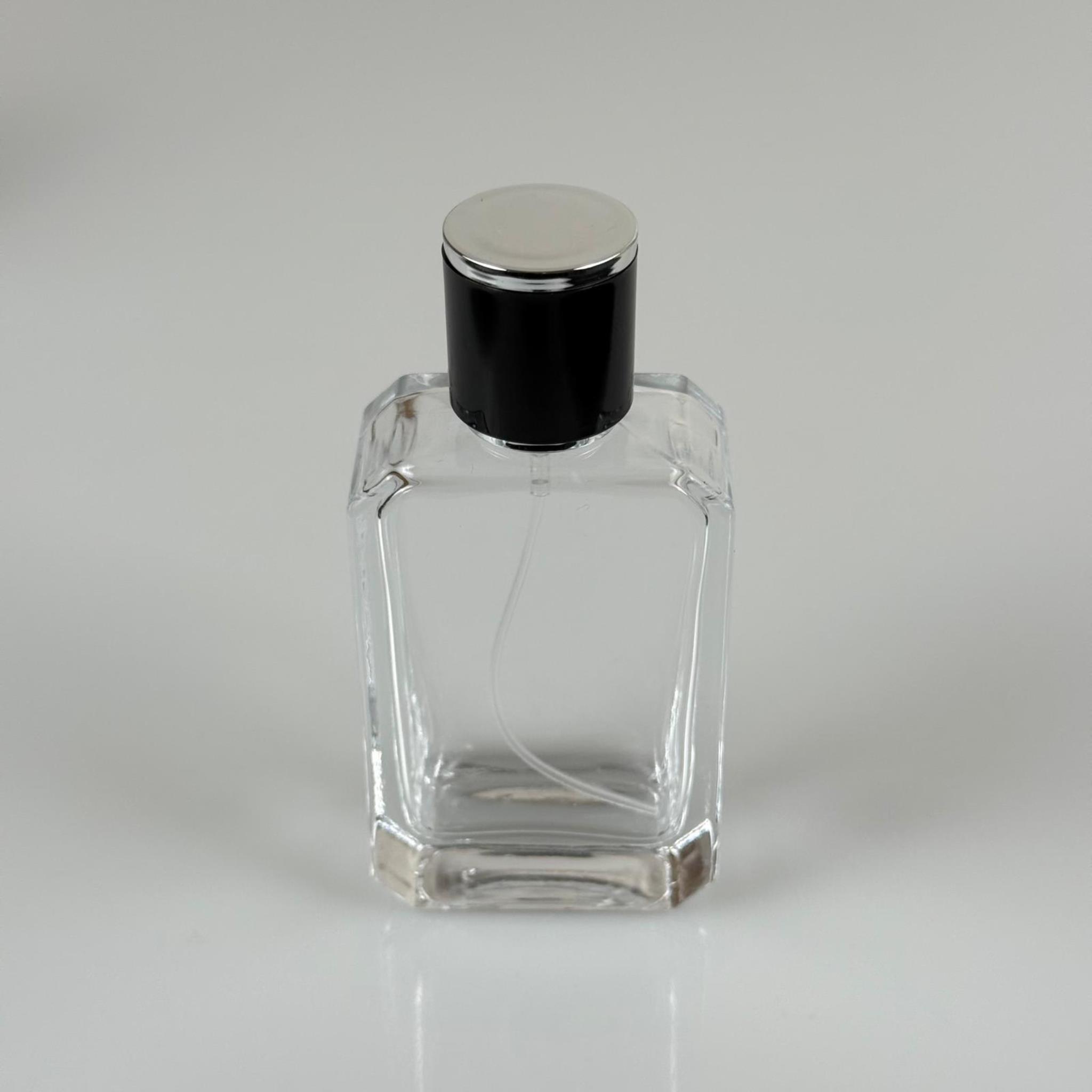 50 ML KÖŞELİ MODEL ANGEL PARFÜM ŞİŞESİ - GÜMÜŞ METAL SPREYLİ + GÜMÜŞ SİYAH KAPAKLI (AĞIZ 15 MM GEÇME KOLAY KAPAMA)