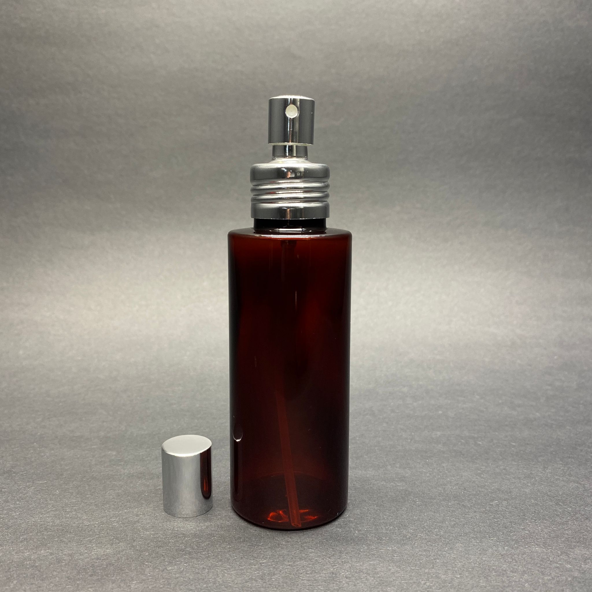 100 CC AMBER KÜT MODEL PARFÜM KOLONYA PET ŞİŞE - METAL SPREYLİ TAKIM - 100 ML LÜX SPREYLİ PARFÜM - KOLONYA ŞİŞESİ (VİDALI AĞIZ, MANÜEL KAPANIP AÇILABİLİR)