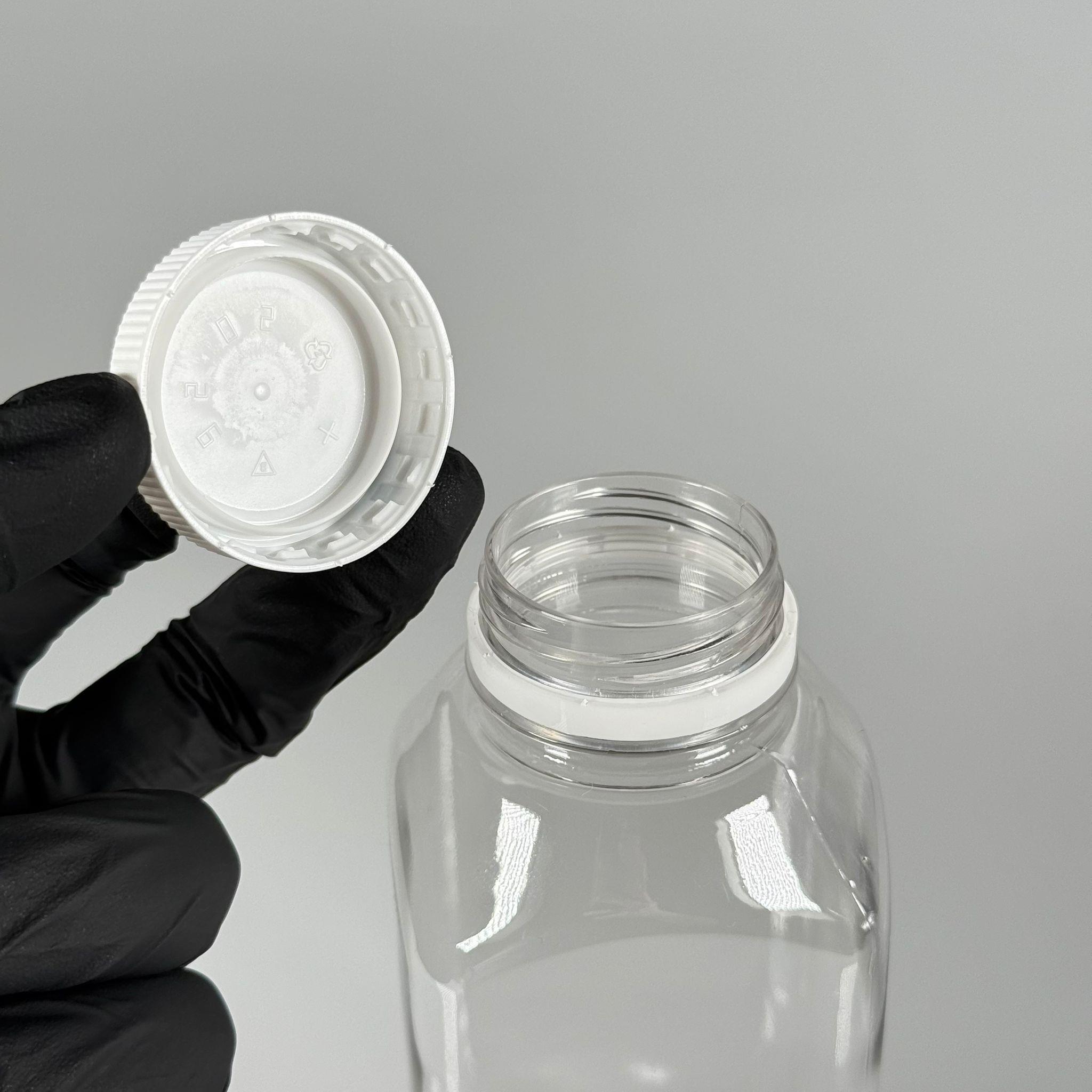 500 CC KÖŞELİ KARE PET ŞİŞE (28 GR) - 38 MM GENİŞ AĞIZLI BEYAZ KİLİTLİ KAPAKLI - 500 ML DETOX, MEYVE SUYU, SMOOTHIE, AYRAN, SÜT, MEŞRUBAT VB İÇİN BOŞ PLASTİK ŞİŞELER