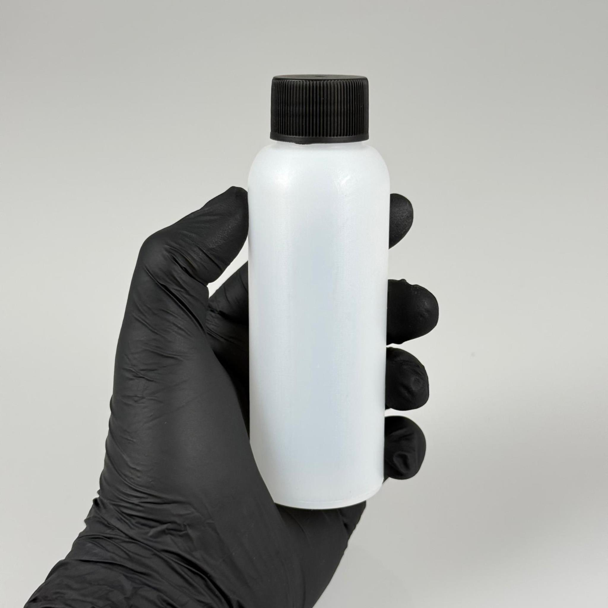 100 CC NATÜREL SERT POLİETİLEN ŞİŞE + SİYAH KAPAKLI ( 24 MM ) - 100 ML SERT POLİETİLEN ŞİŞE