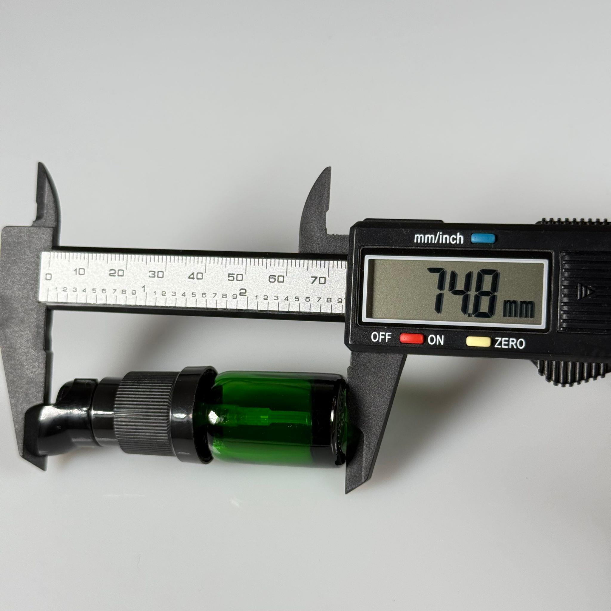 5 CC YEŞİL CAM ŞİŞE - SIZDIRMAZ ETEKLİ SİYAH LOSYON POMPALI TAKIM - 5 ML LOSYON ŞİŞESİ - YAĞ, KREM GİBİ YOĞUN KIVAMLI SIVILAR İÇİN CAM AMBALAJ