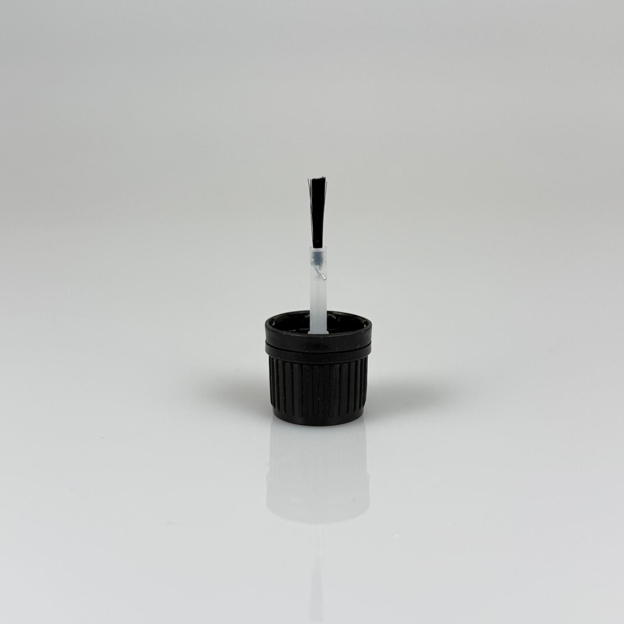 18 MM FIRÇALI KAPAK - SİYAH (4,5 CM FIRÇA BOYU)