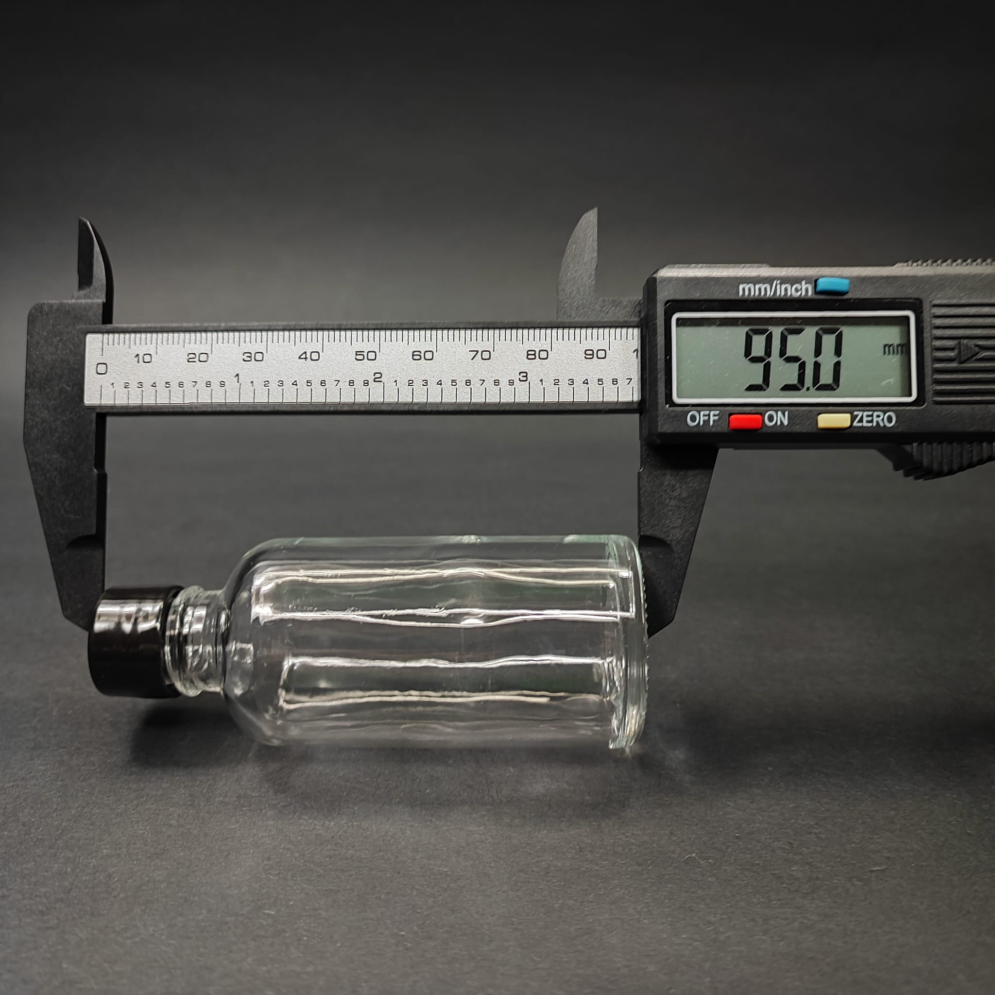 50 CC ŞEFFAF CAM ŞİŞE + KENDİNDEN CONTALI SIZDIRMAZ SİYAH KAPAK - 50 ML KAPAKLI CAM ŞİŞE
