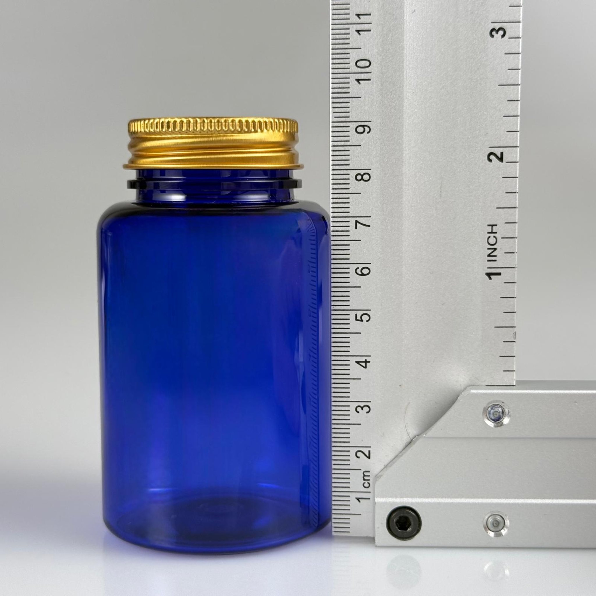 150 CC MAVİ PET PUDRA ŞİŞESİ + KÖPÜK CONTALI GOLD METAL KAPAKLI + PUDRA TIPALI TAKIM - 150 ML PUDRA KUTUSU, EKO TUZLUK