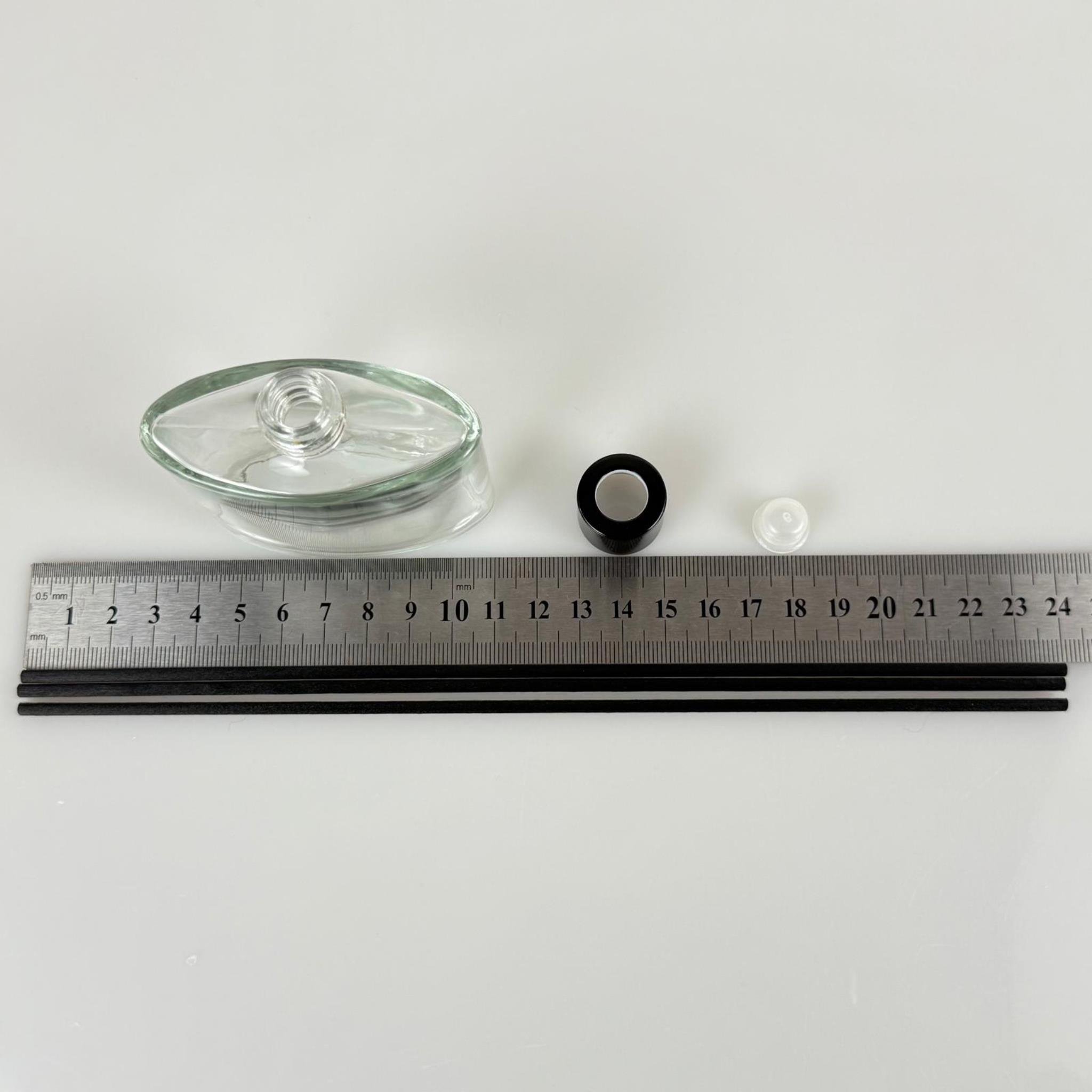 YASSI MODEL CAM BAMBU ODA KOKUSU ŞİŞESİ + METAL SİYAH KAPAK + TIPA + 3 ADET FİBER BAMBU ÇUBUK - 50 ML SET TAKIM - HEDİYELİK PROMOSYON DİFFUSER ŞİŞELERİ
