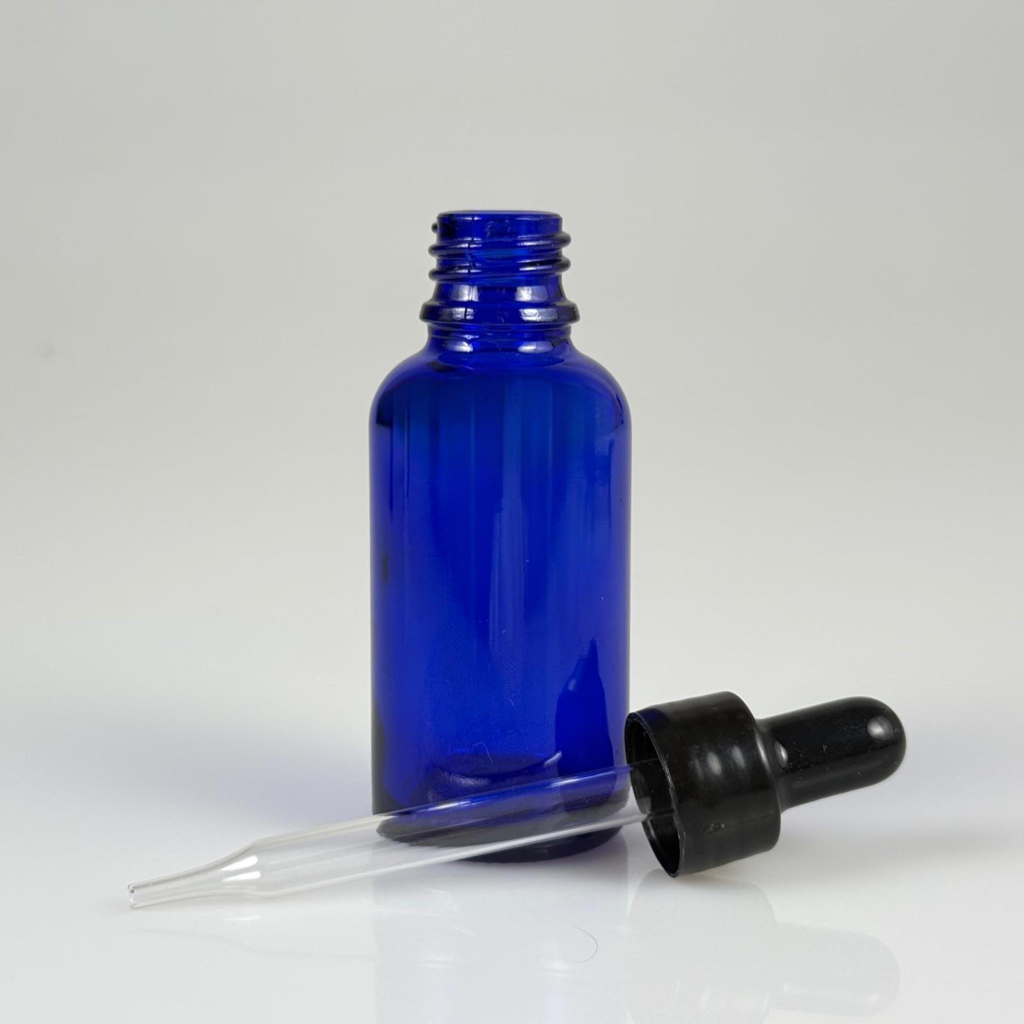 30 CC MAVİ İNCE UÇLU CAM DAMLALIKLI ŞİŞE - SİYAH EMZİK + SİYAH DÜZ KAPAK + CAM PİPET TAKIM - 30 ML MAVİ DAMLALIKLI ŞİŞE SETİ