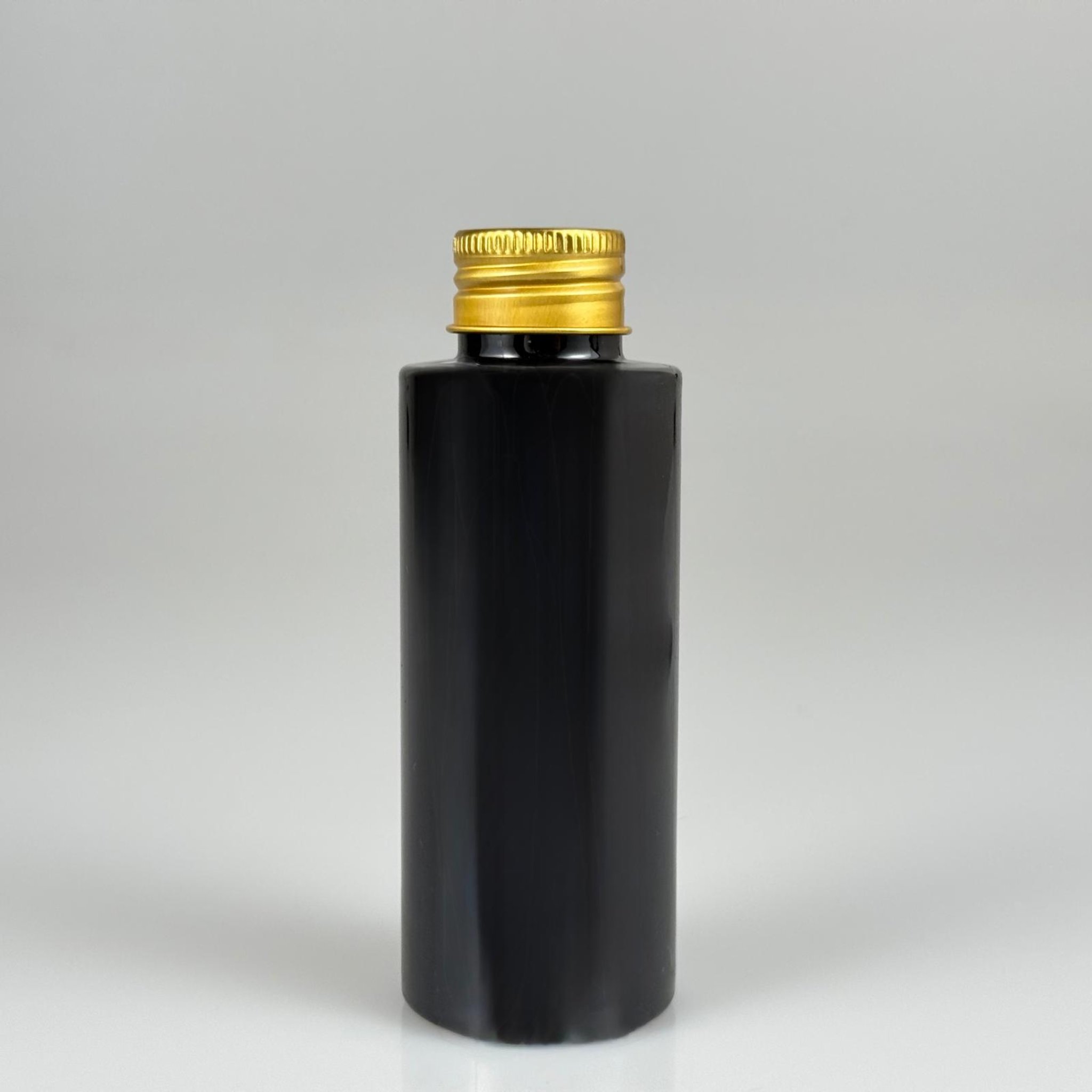 100 CC SİYAH SİLİNDİR KESKİN KÜT MODEL SERT PET ŞİŞE ( 17 GR - 24 AĞIZ ) + KÖPÜK CONTALI GOLD METAL ALÜMİNYUM KAPAK TAKIM - 100 ML KAPAKLI SİYAH PLASTİK ŞİŞELER