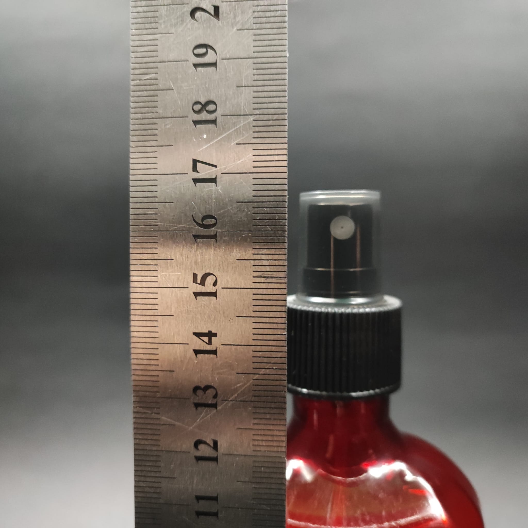 200 CC ÖLÇEKLİ PET ŞİŞE - SİYAH PARMAK SPREYLİ - 200 ML VE OZ ÖLÇÜLÜ KIRMIZI PET ŞİŞE