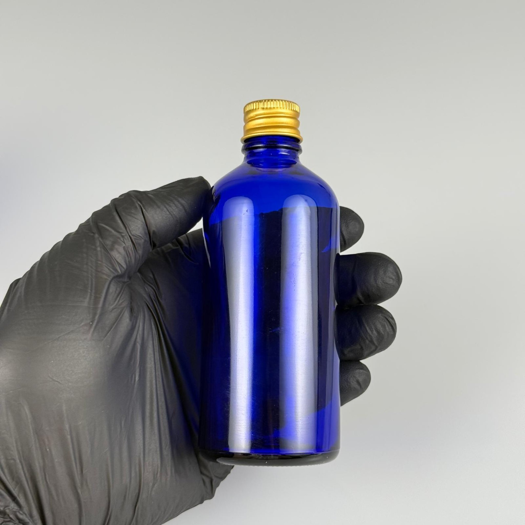 100 CC MAVİ CAM ŞİŞE + KÖPÜK CONTALI GOLD ALÜMİNYUM METAL + KOLONYA TIPALI KAPAKLI TAKIM - 100 ML MAVİ CAM ŞİŞE