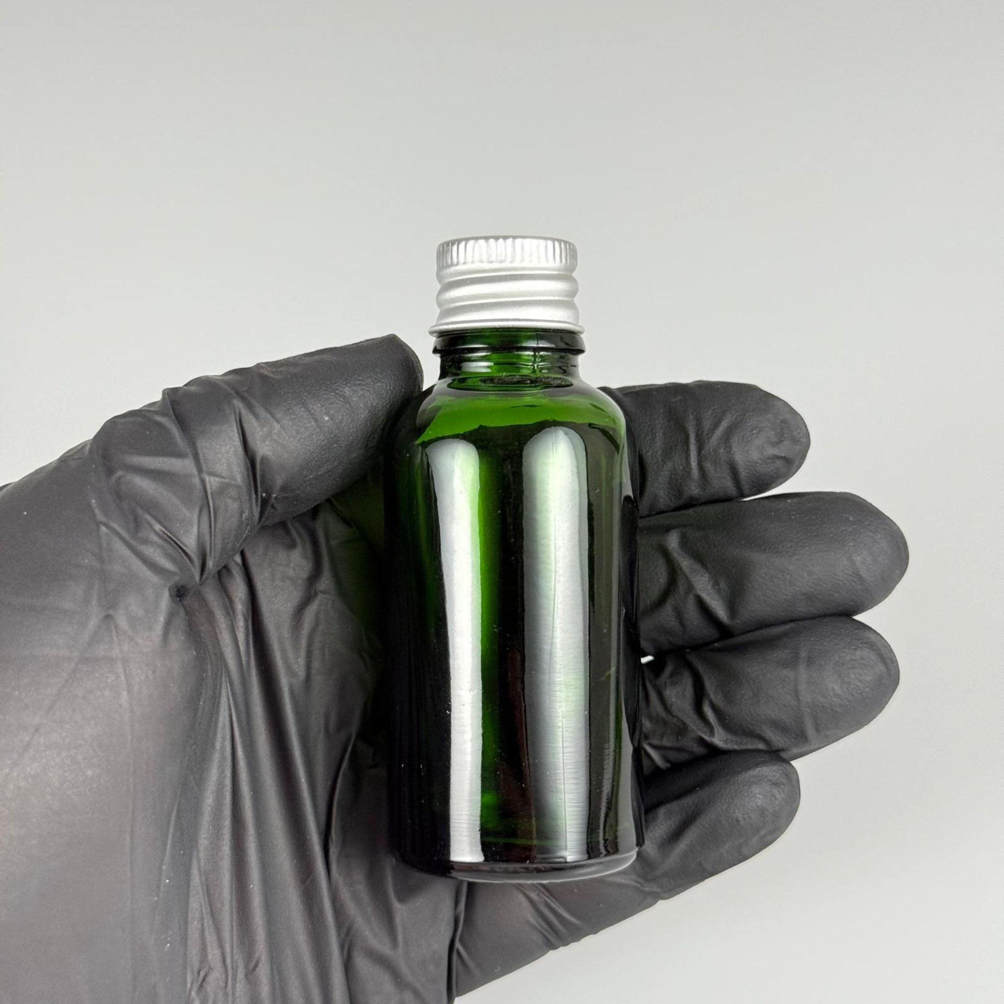 30 CC YEŞİL CAM ŞİŞE + KÖPÜK CONTALI GÜMÜŞ ALÜMİNYUM METAL KAPAKLI TAKIM - 30 ML YEŞİL CAM ŞİŞE