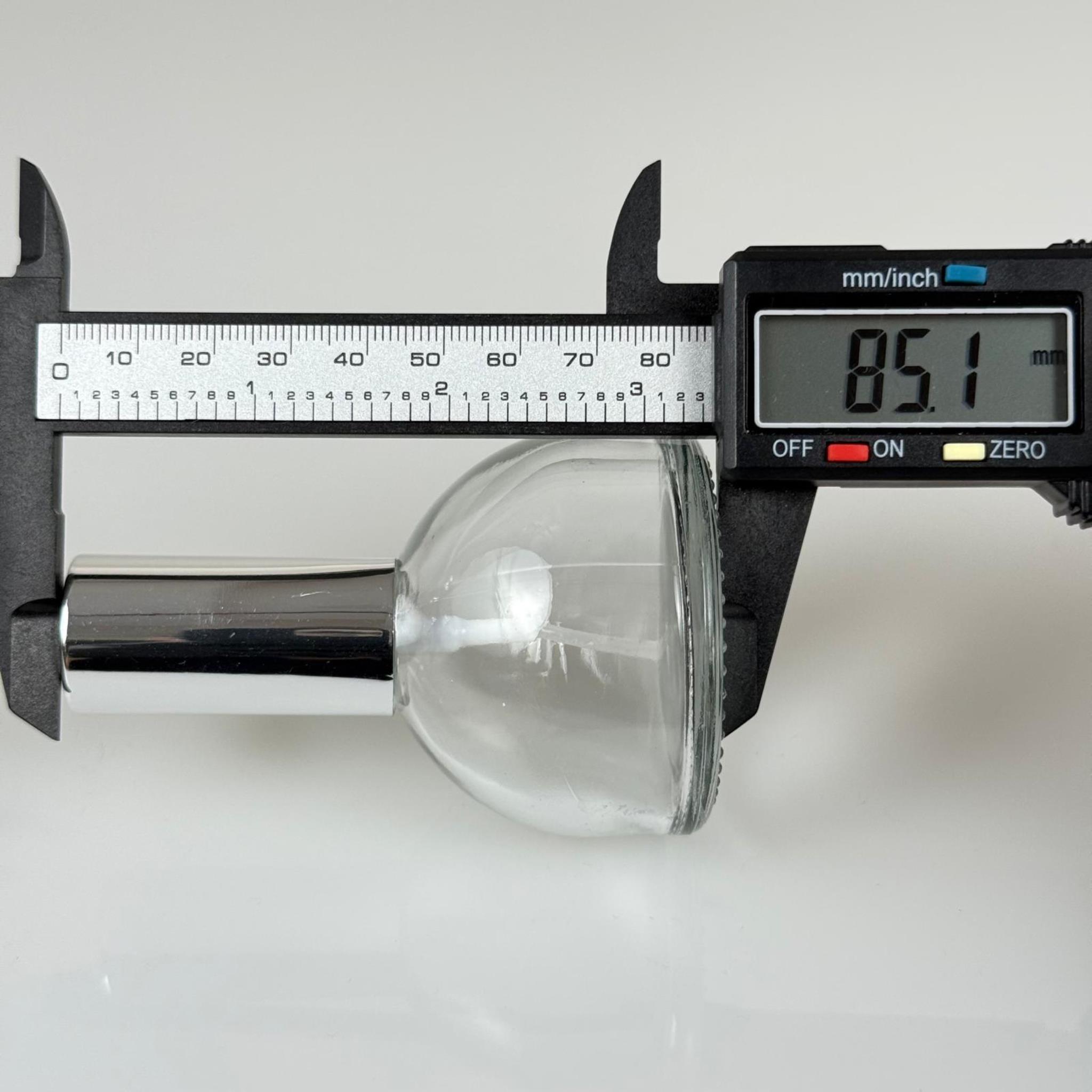 50 CC KUBBE CAM ŞİŞE + GÜMÜŞ SPREY FISFIS - 50 ML HEDİYELİK CAM KOLONYA ŞİŞESİ - PARFÜM ESANS ŞİŞESİ - DÜĞÜN, NİŞAN, SÖZ, KINA, CENAZE, PROMOSYON, PARFÜM İÇİN HEDİYELİK KOLONYA ŞİŞELERİ