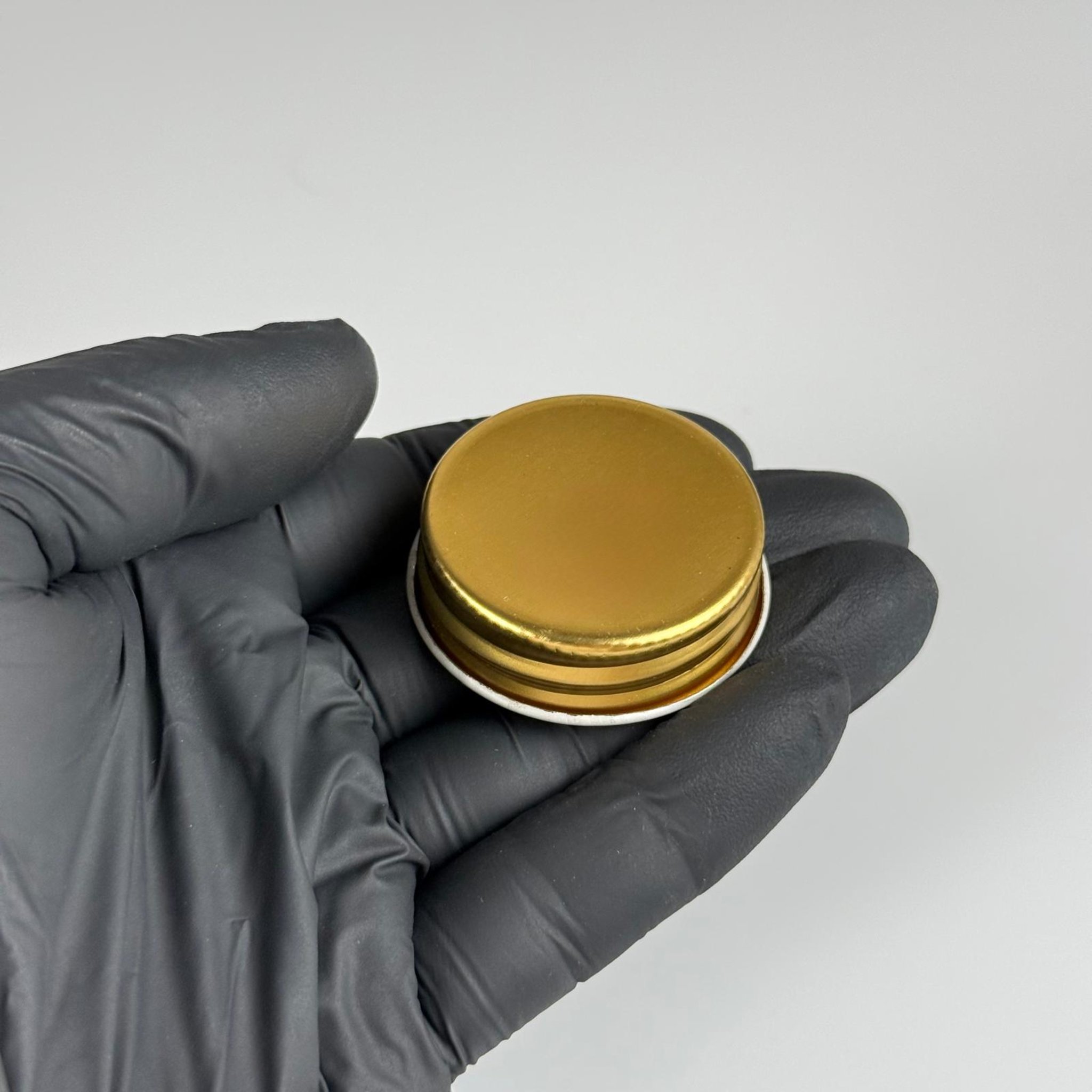 37 MM VİDALI GOLD METAL KAPAK - KÖPÜK CONTALI - 36 GPI 400 AĞIZ KAVANOZLARA VE ŞİŞELERE UYAR