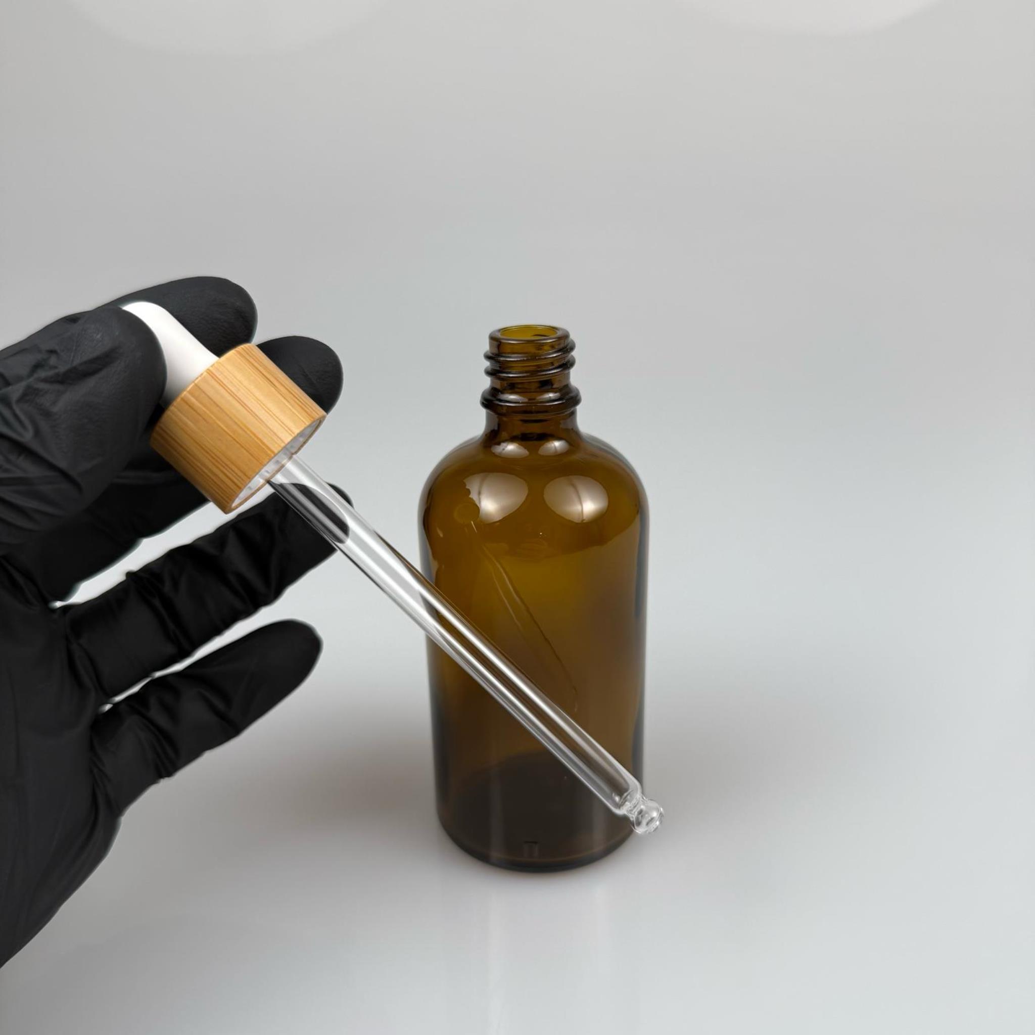 100 CC AMBER CAM DAMLALIKLI ŞİŞE - BEYAZ EMZİK - BAMBU AHŞAP KAPAK - 100 ML BAMBU KAPAKLI CAM DAMLALIKLI ŞİŞE