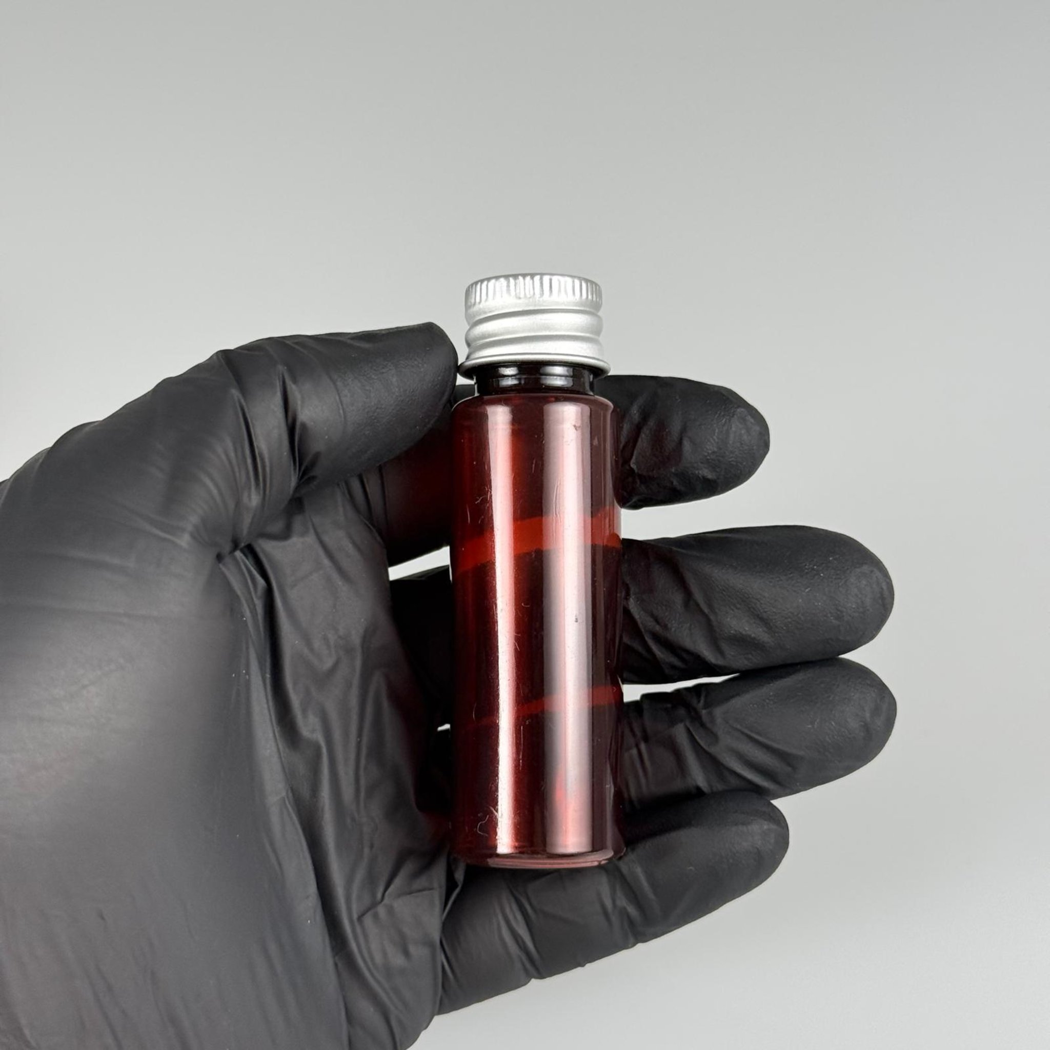 20 CC PET AMBER SHOT ŞİŞE - KÖPÜK CONTALI GÜMÜŞ ALÜMİNYUM METAL KAPAKLI TAKIM - 20 ML KAHVERENGİ PLASTİK ŞİŞE