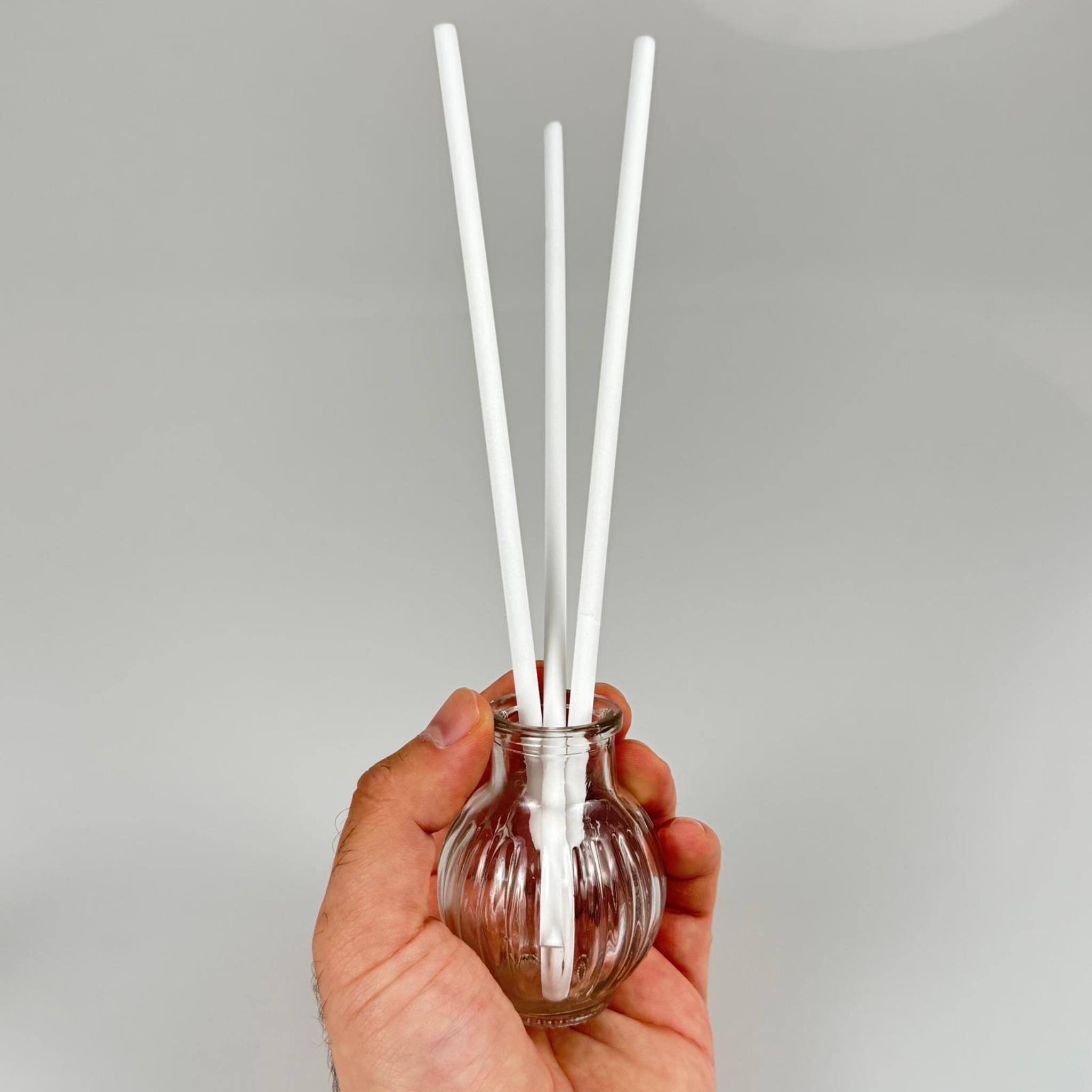 YUVARLAK  LÜKS MODEL CAM BAMBU ODA KOKUSU ŞİŞESİ + CAM TIPA + 3 ADET FİBER BEYAZ BAMBU ÇUBUK - 50 ML SET TAKIM - HEDİYELİK PROMOSYON LÜX DİFFUSER ŞİŞELERİ