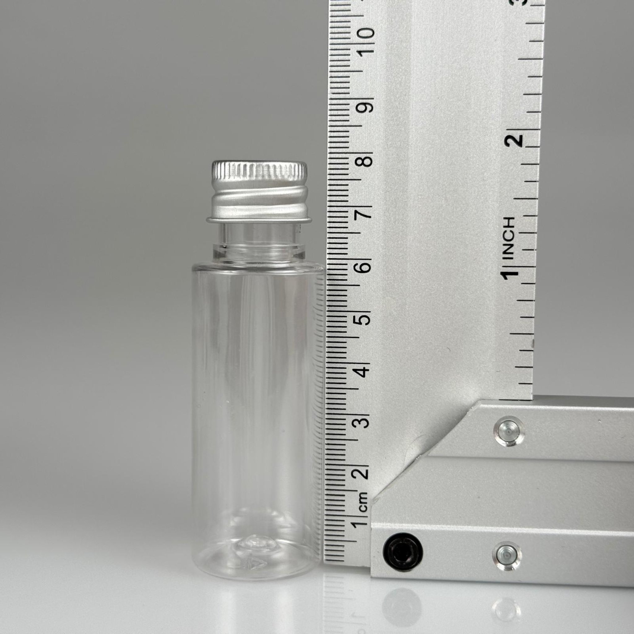 30 CC ŞEFFAF SİLİNDİR UZUN MODEL PET ŞİŞE + KÖPÜK CONTALI GÜMÜŞ ALÜMİNYUM METAL KAPAKLI TAKIM - 30 ML PLASTİK ŞİŞE