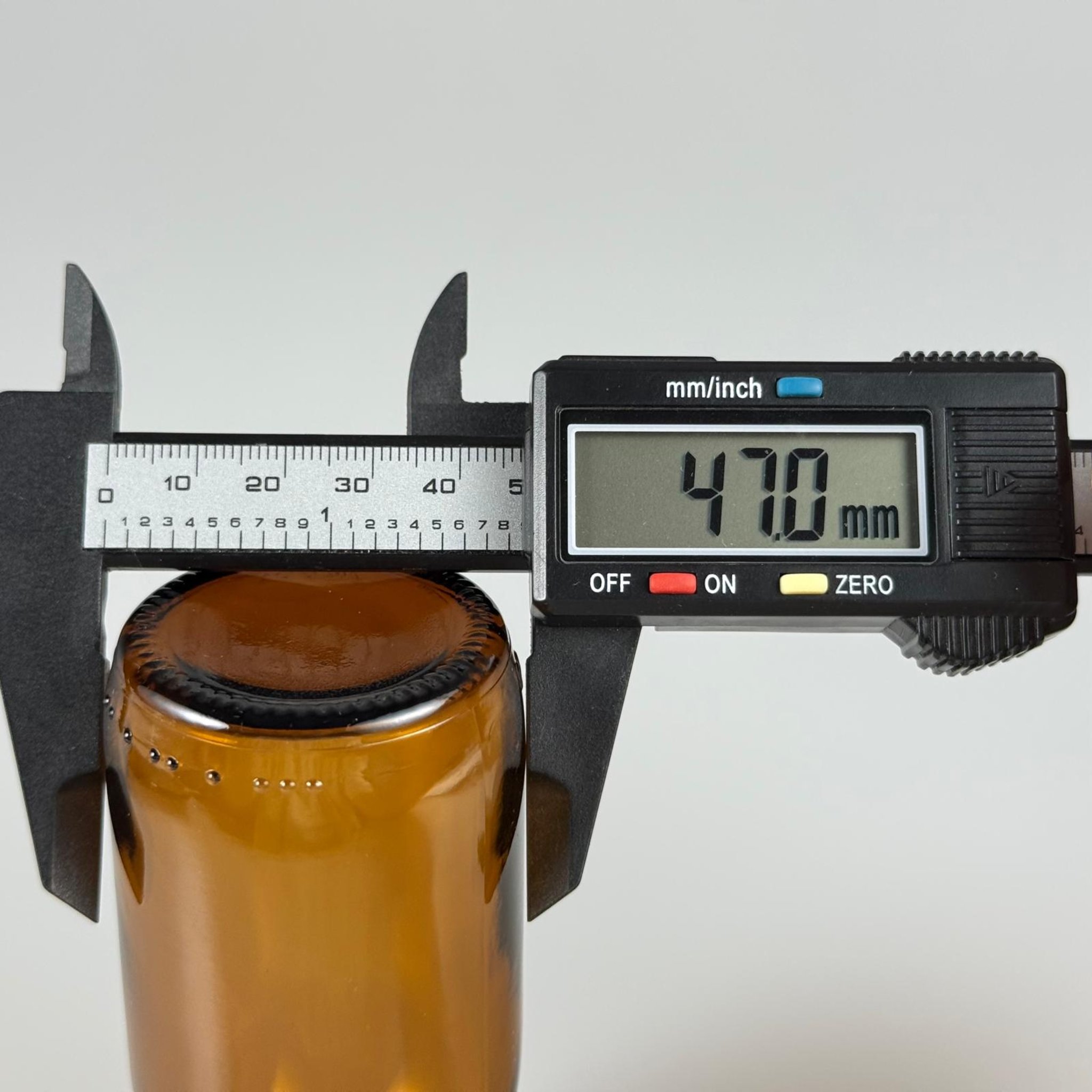 100 CC AMBER CAM ŞİŞE  + ALÜMİNYUM KAPLAMALI GOLD KAPAKLI + KÖR TIPALI TAKIM - 100 ML KAHVERENGİ CAM ŞİŞE