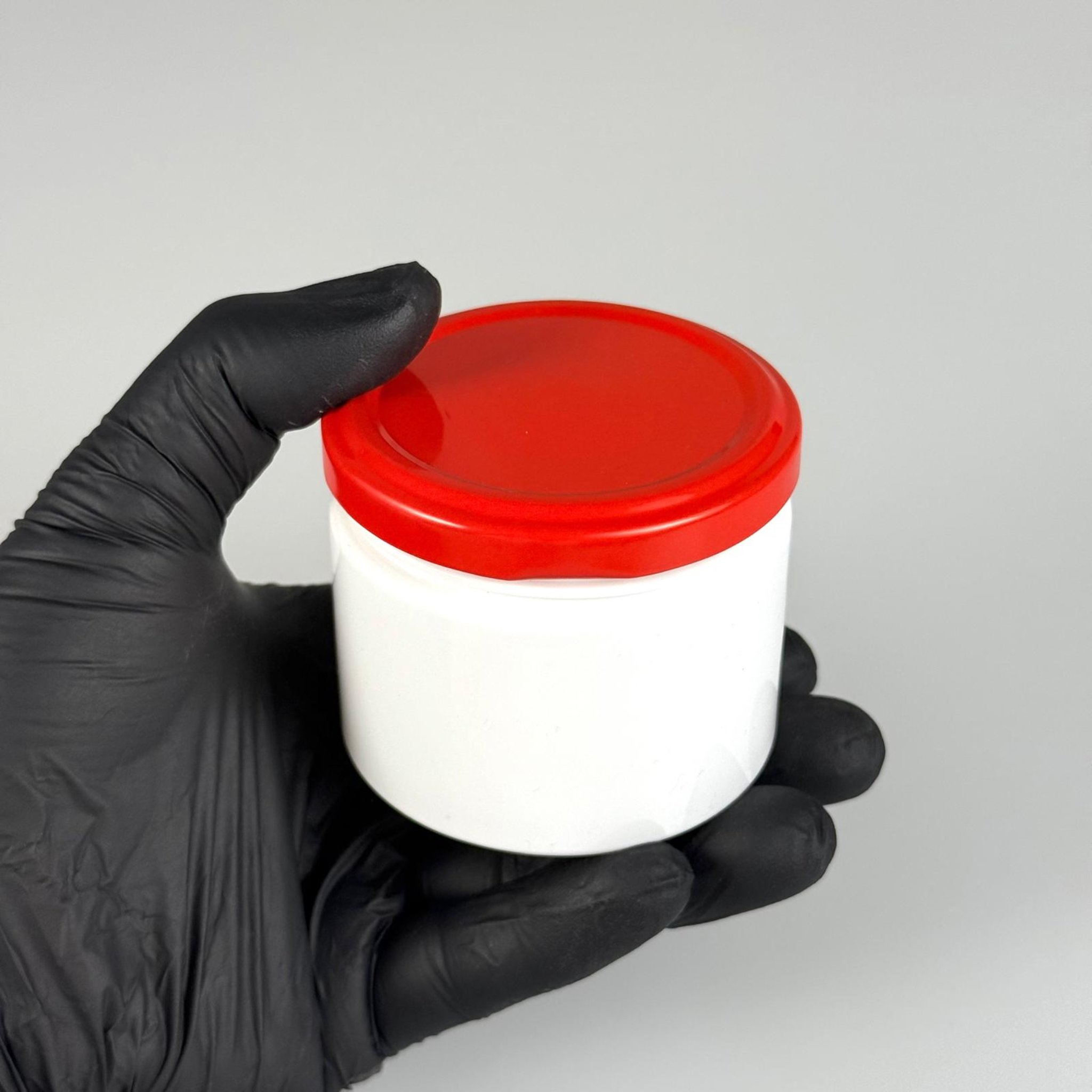 100 CC BEYAZ PET KAVANOZ + DÜĞMELİ KIRMIZI METAL KAPAKLI TAKIM - 100 ML PLASTİK KAVANOZ