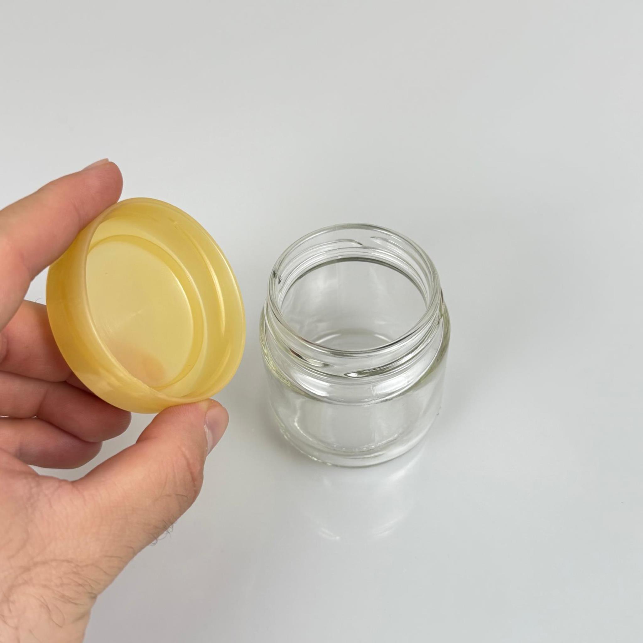 100 CC CAM KAVANOZ + GOLD PLASTİK KAPAK - 100 ML PLASTİK KAPAKLI CAM KAVANOZ (SİLME 106 CC)