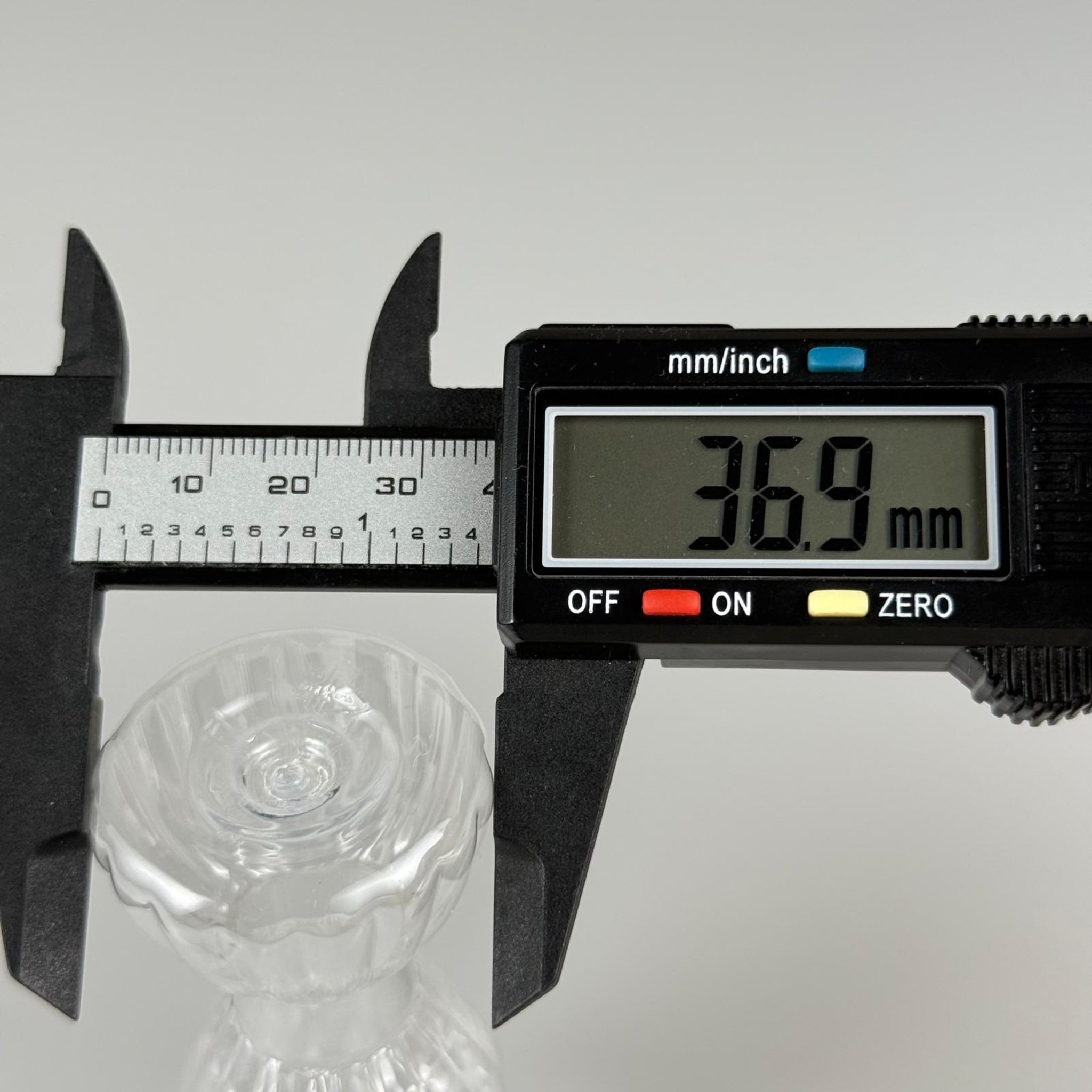 40 CC MİNİ PIRLANTA ŞİŞE + KÖPÜK CONTALI SİYAH ALÜMİNYUM METAL KAPAKLI + DAMLALIKLI KOLONYA TIPALI TIPALI TAKIM - 40 ML CAMPET ŞİŞE