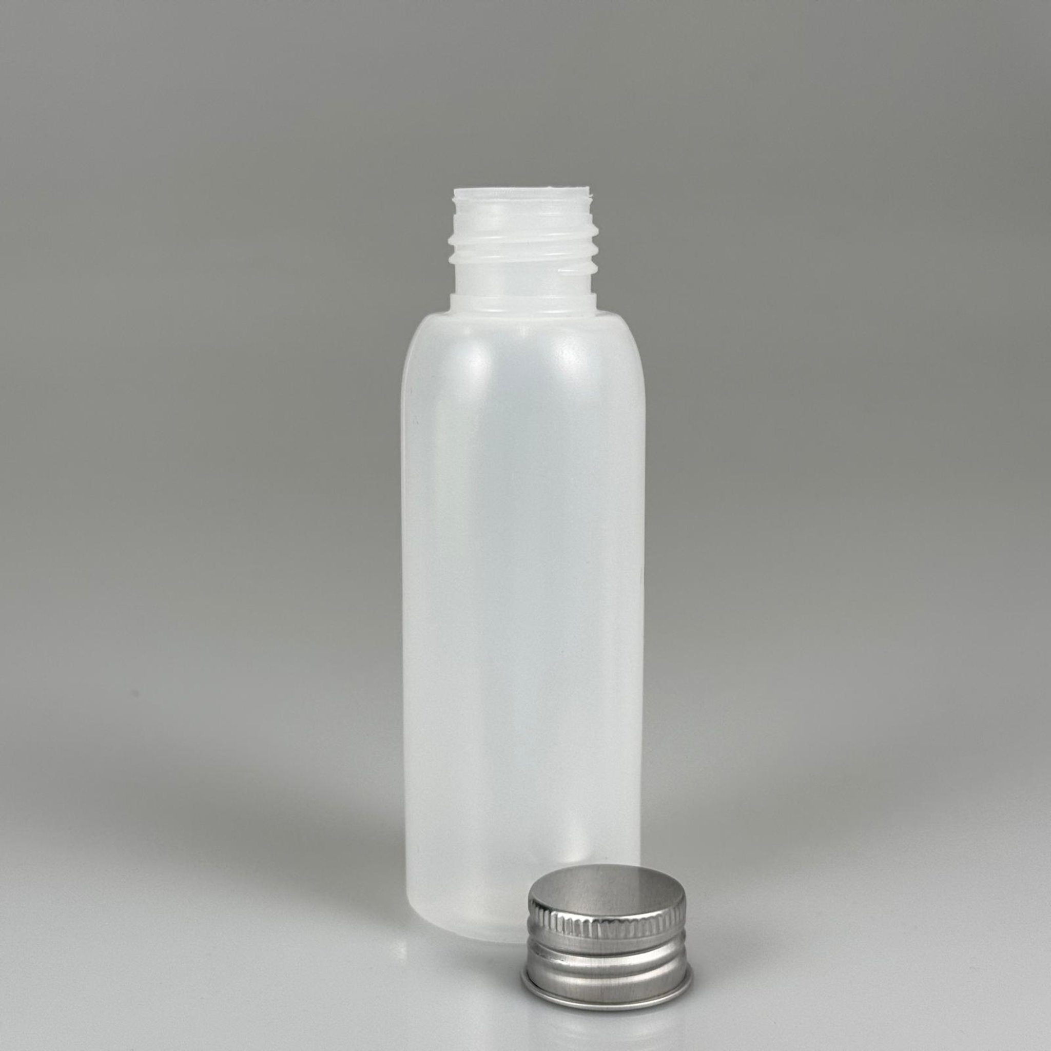 100 ML SIKILABİLİR YUMUŞAK PE POLİETİLEN PLASTİK ASETON ŞİŞESİ ( 24 AĞIZ ) + KÖPÜK CONTALI GÜMÜŞ METAL ALÜMİNYUM KAPAKLI + KOLONYA TIPALI TAKIM - 100 cc sos, yağ, kartuş, mürekkep vb için boş şişeler