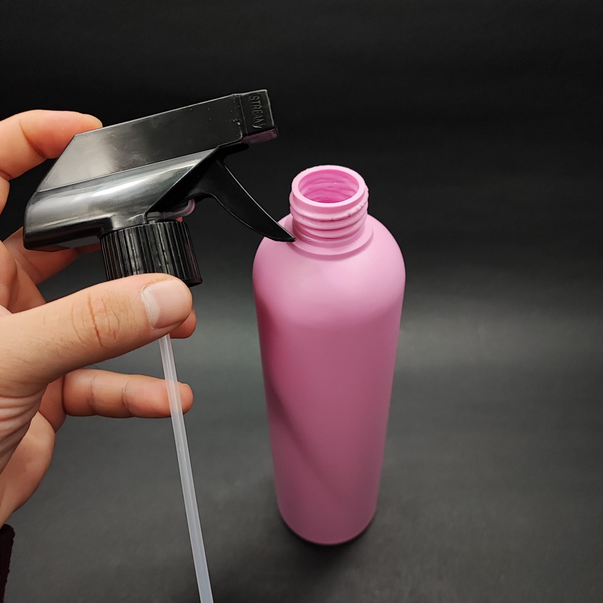500 CC PEMBE POLİETİLEN PE ŞAMPUAN ŞİŞESİ - SİYAH TETİK SPREYLİ - 500 ML PE ŞAMPUAN ŞİŞESİ