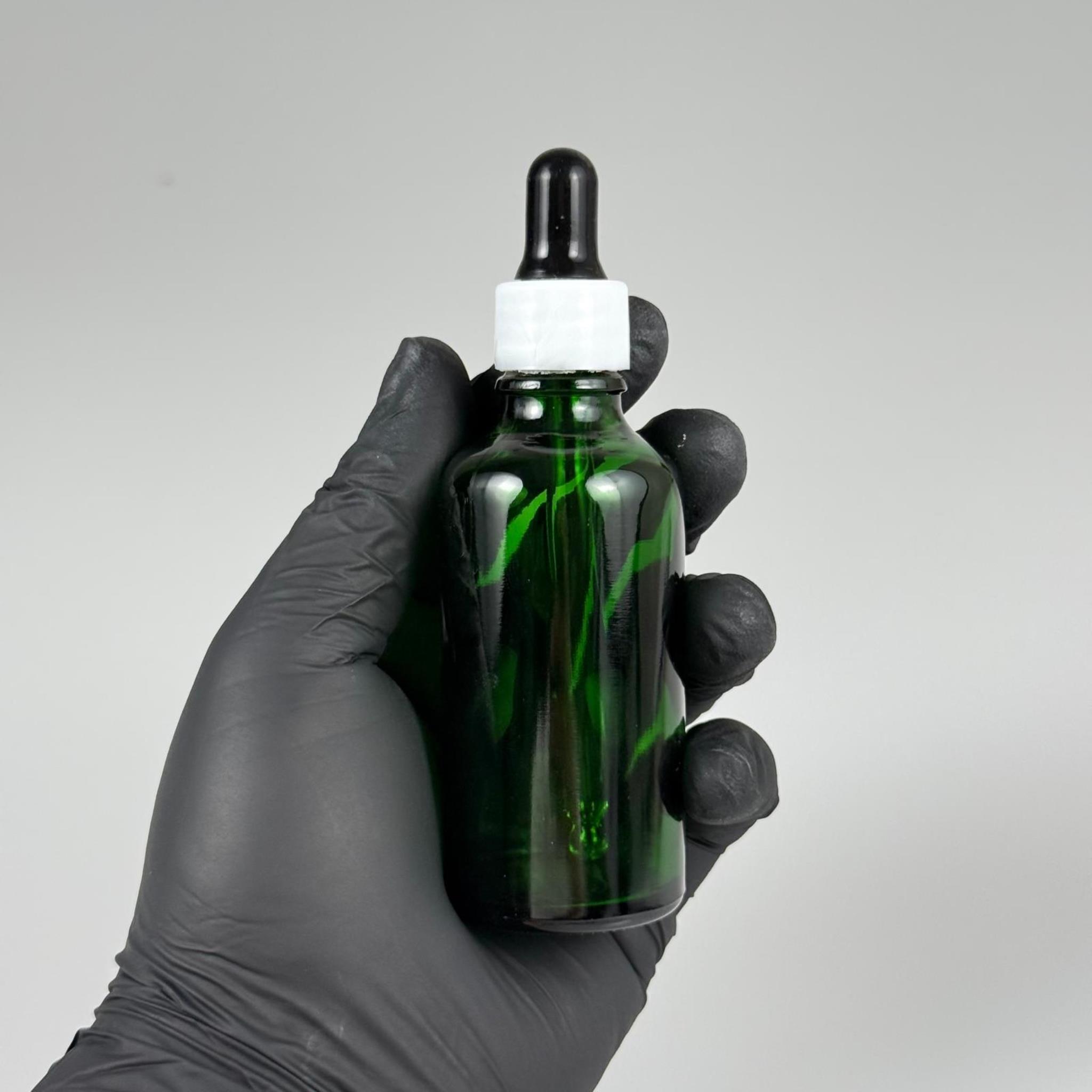 50 CC YEŞİL CAM DAMLALIKLI ŞİŞE - SİYAH EMZİK + BEYAZ DÜZ KAPAK + CAM PİPET TAKIM - 50 ML YEŞİL DAMLALIKLI ŞİŞE SETİ