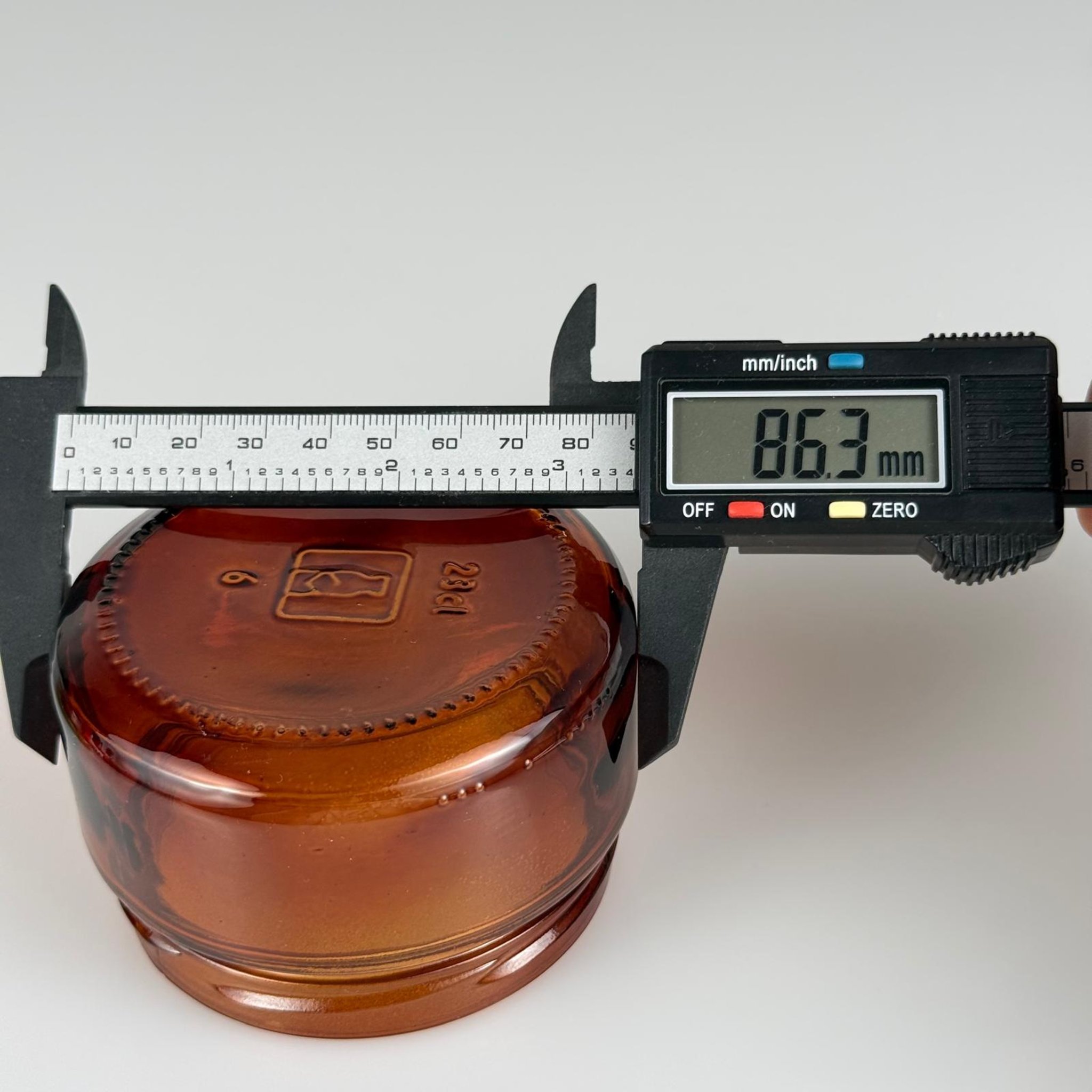230 CC AMBER CAM KAVANOZ (82 AĞIZ) -MUM KAVANOZU - KAPAKSIZ - 230 ML KAHVERENGİ KAVANOZ