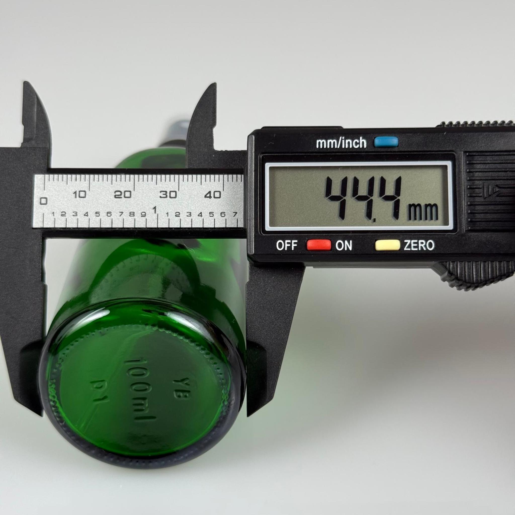 100 CC YEŞİL CAM ŞİŞE SİYAH SPREYLİ TAKIM - 100 ML SPREYLİ ŞİŞE