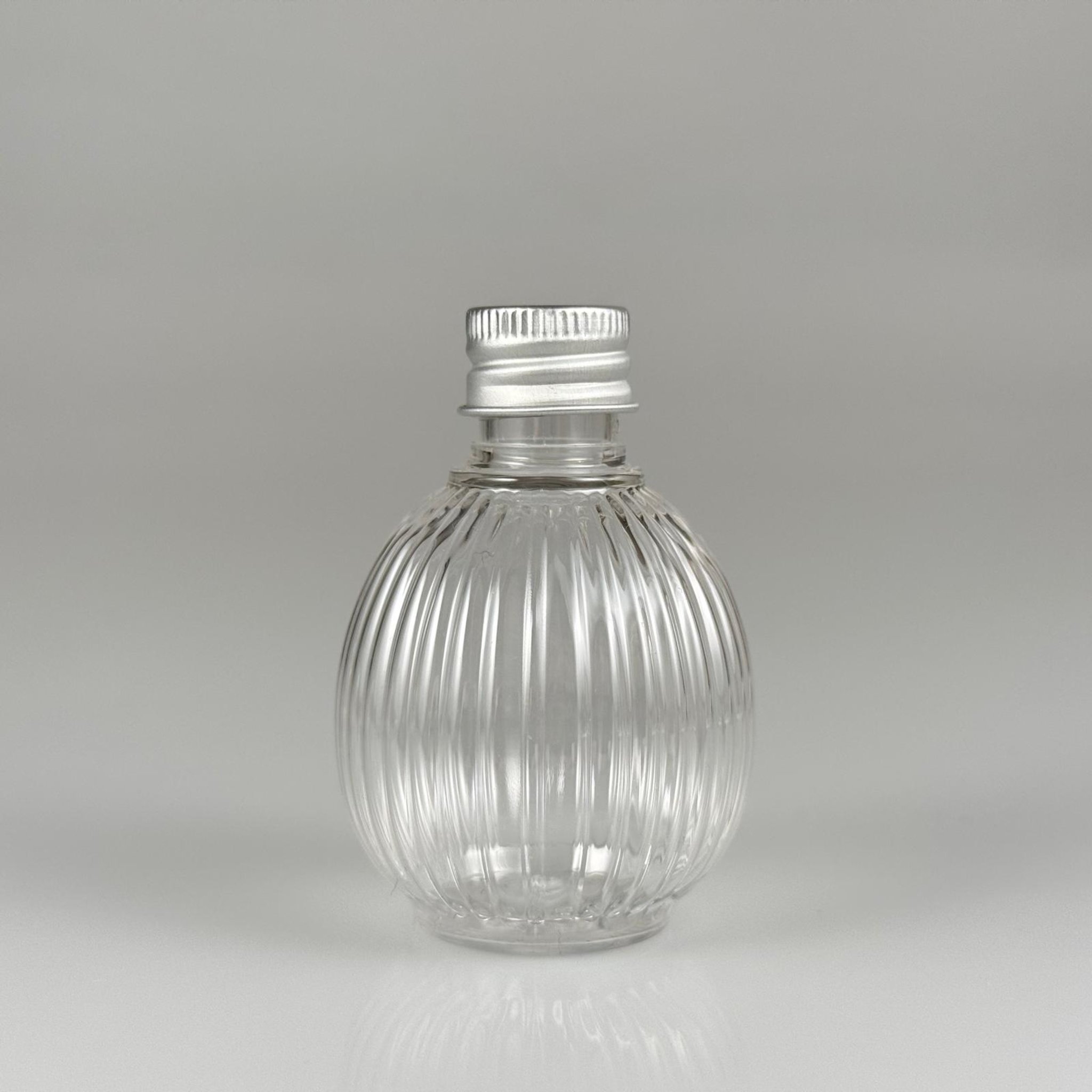 50 CC TOP ÇİZGİLİ DESENLİ PET ŞİŞE - KÖPÜK CONTALI GÜMÜŞ ALÜMİNYUM METAL KAPAKLI TAKIM - 50 ML ŞEFFAF PET ŞİŞE