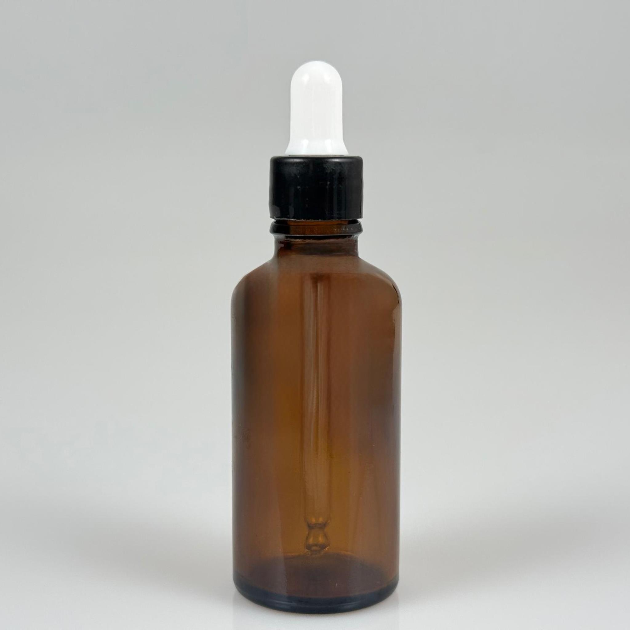 50 CC AMBER CAM DAMLALIKLI ŞİŞE - BEYAZ EMZİK + SİYAH DÜZ KAPAK + CAM PİPET TAKIM - 50 ML KAHVERENGİ DAMLALIKLI ŞİŞE SETİ