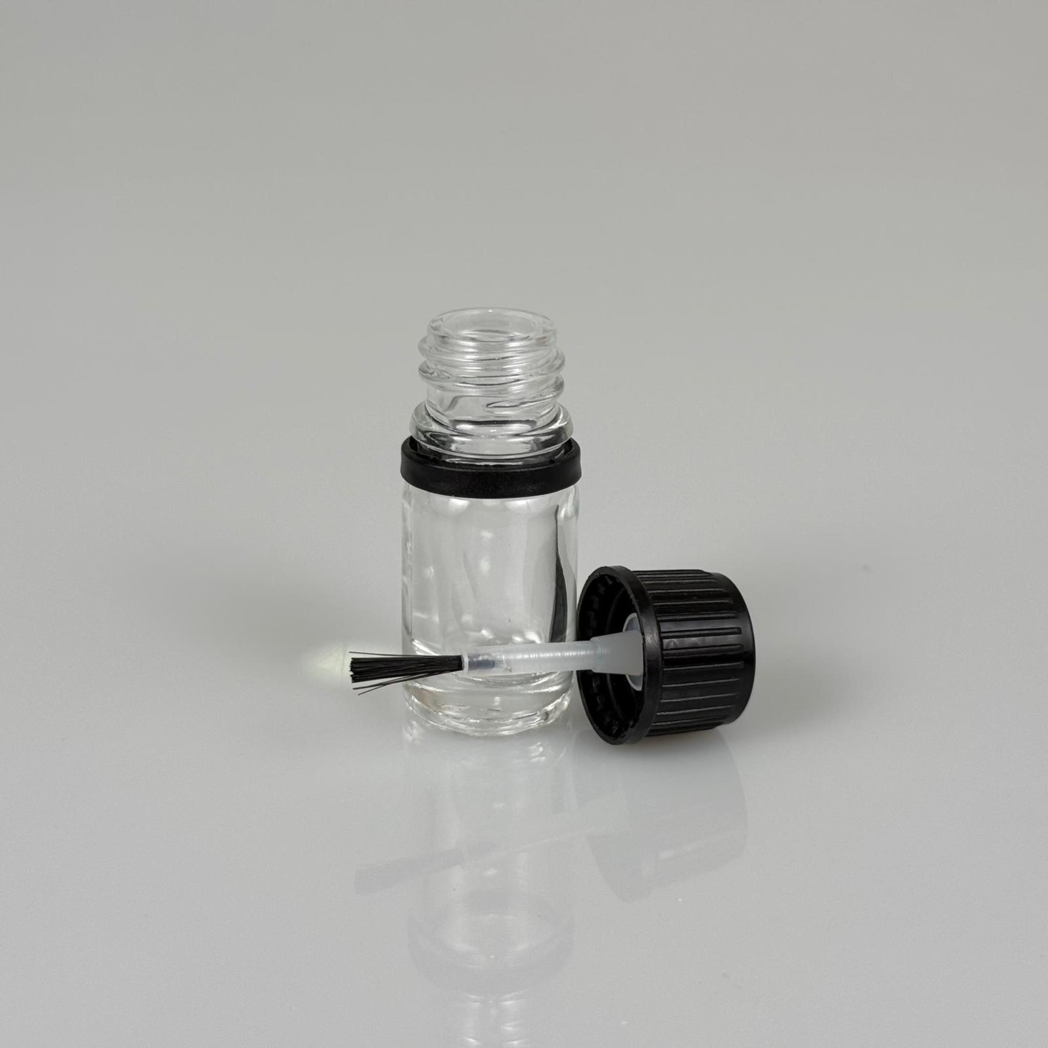 5 CC FIRÇALI CAM ŞİŞE - ŞEFFAF - 5 ML SİYAH KAPAKLI FIRÇALI CAM ŞİŞE - CAM OJE ŞİŞESİ FIRÇALI BEYAZ KAPAKLI TAKIM - BOŞ OJE ŞİŞESİ, FIRÇALI ŞİŞE, OTOMOTİV VE MOBİLYA İÇİN RÖTÜŞ BOYA ŞİŞESİ VB. ÇOK AMAÇLI FIRÇALI ŞİŞE