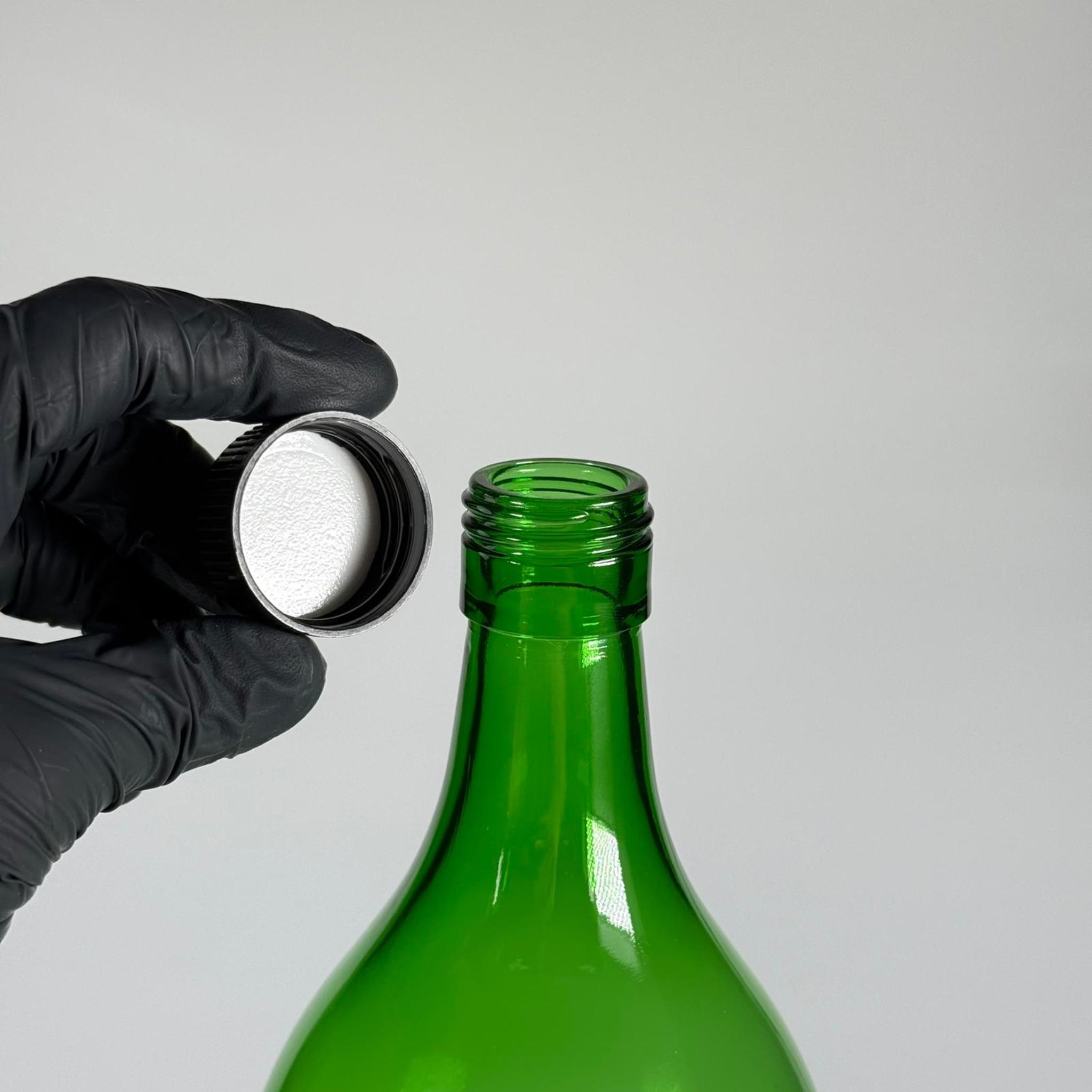 2000 CC YEŞİL CAM ŞİŞE - SİYAH PLASTİK KAPAKLI - 2 LİTRE YEŞİL CAM ŞİŞE