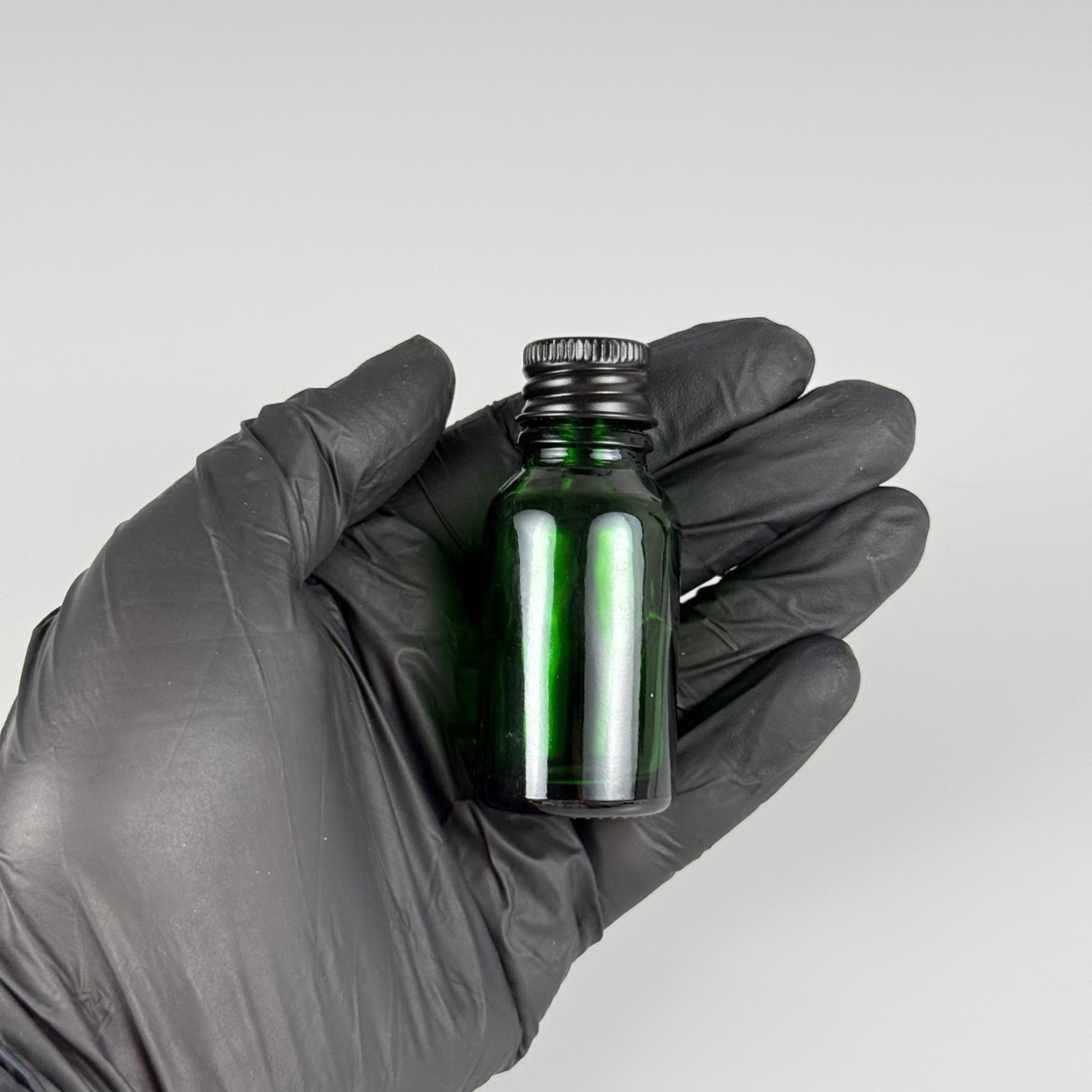 15 CC YEŞİL CAM ŞİŞE + KÖPÜK CONTALI SİYAH ALÜMİNYUM METAL KAPAKLI + KOLONYA TIPALI TAKIM - 15 ML YEŞİL CAM ŞİŞE