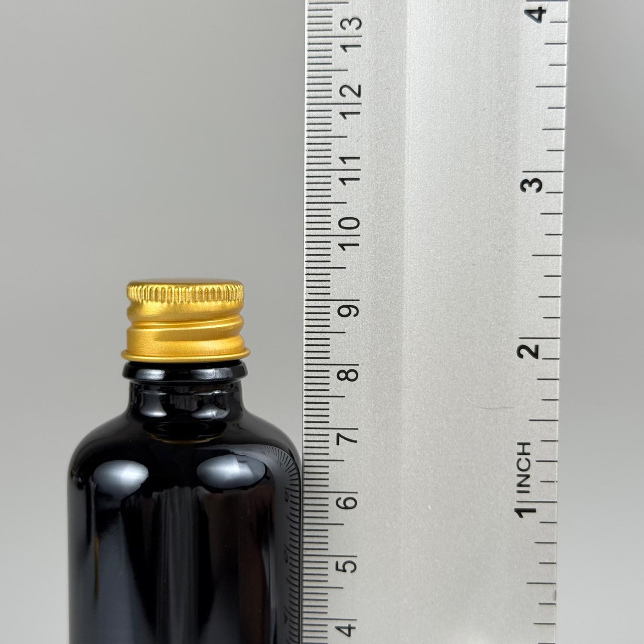 50 CC SİYAH CAM ŞİŞE + KÖPÜK CONTALI GOLD ALÜMİNYUM METAL KAPAKLI + DAMLALIKLI KOLONYA TIPALI TAKIM - 50 ML SİYAH CAM ŞİŞE