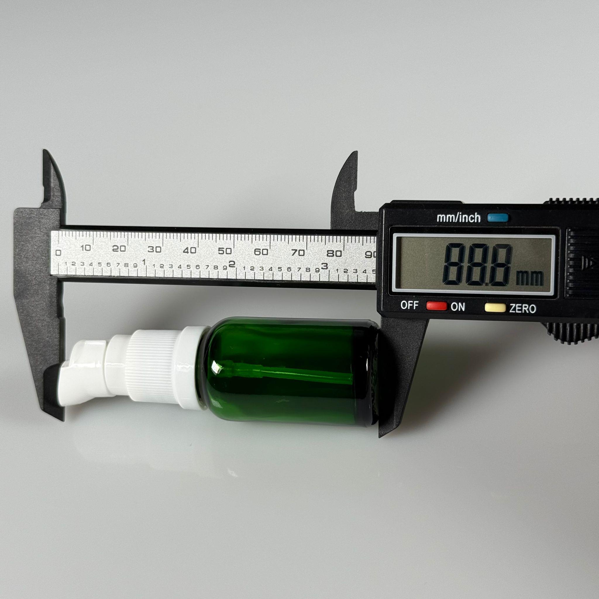 15 CC YEŞİL CAM ŞİŞE - SIZDIRMAZ ETEKLİ BEYAZ LOSYON POMPALI TAKIM - 15 ML LOSYON ŞİŞESİ - YAĞ, KREM GİBİ YOĞUN KIVAMLI SIVILAR İÇİN CAM AMBALAJ